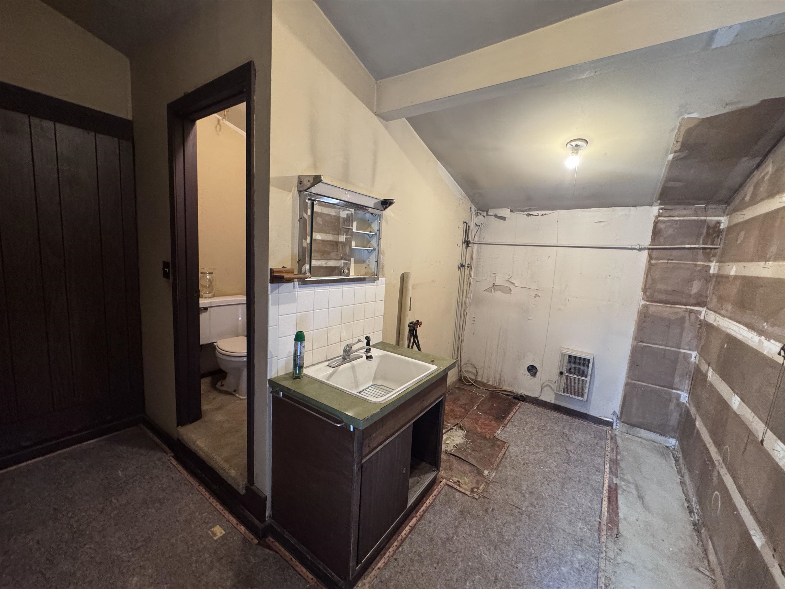 16 Norton Street Property Photo 24