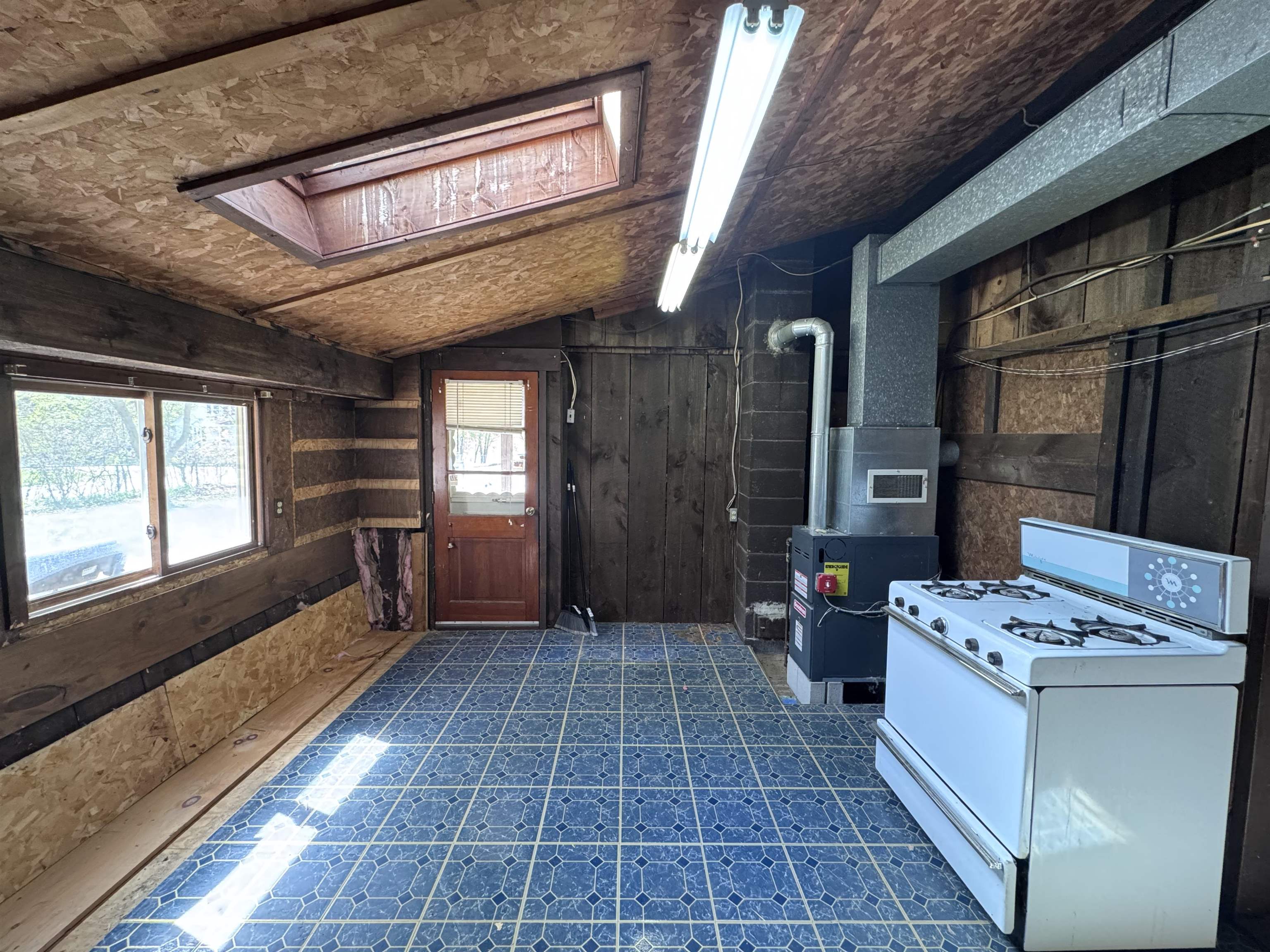 16 Norton Street Property Photo 27