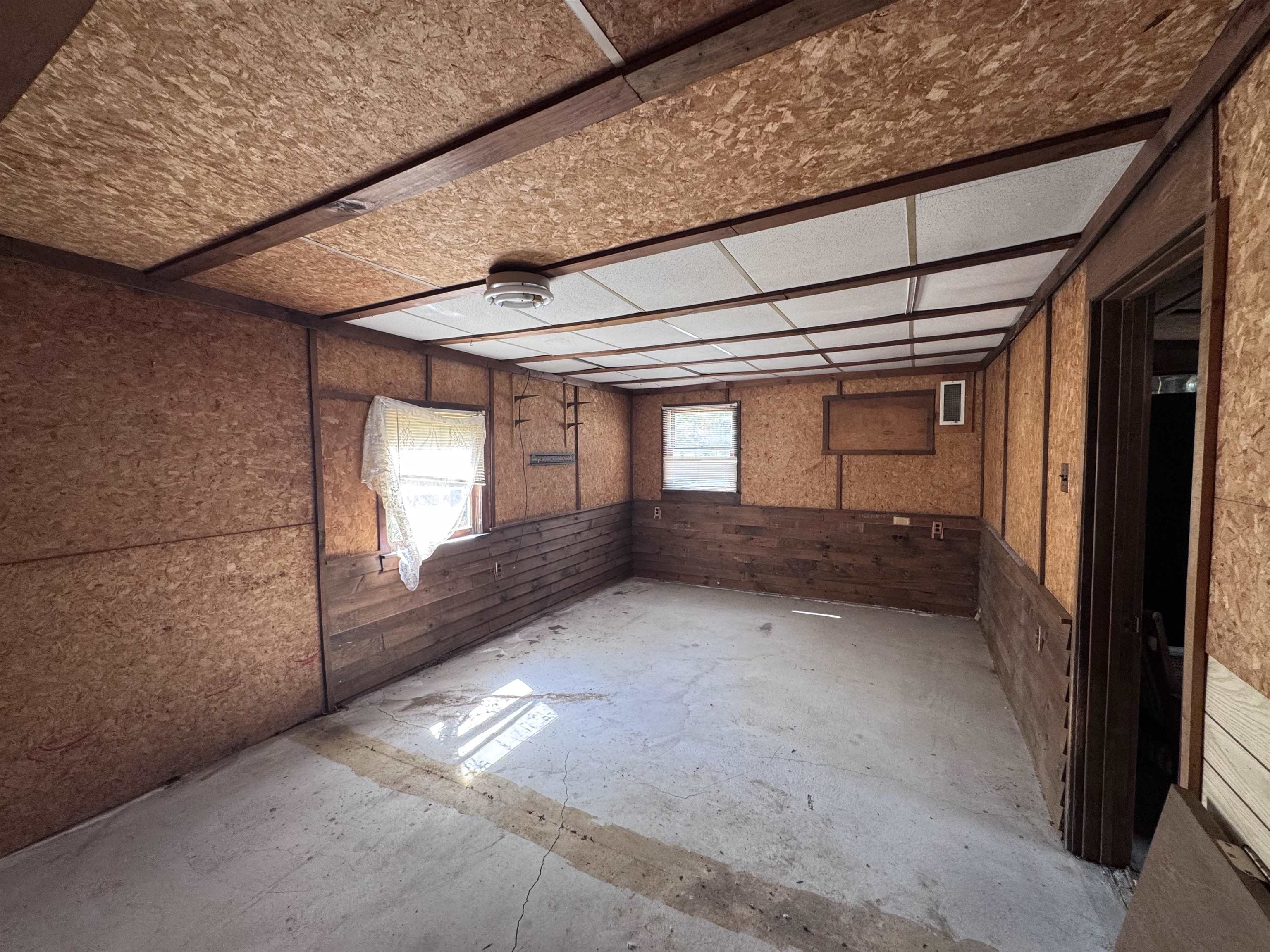 16 Norton Street Property Photo 28