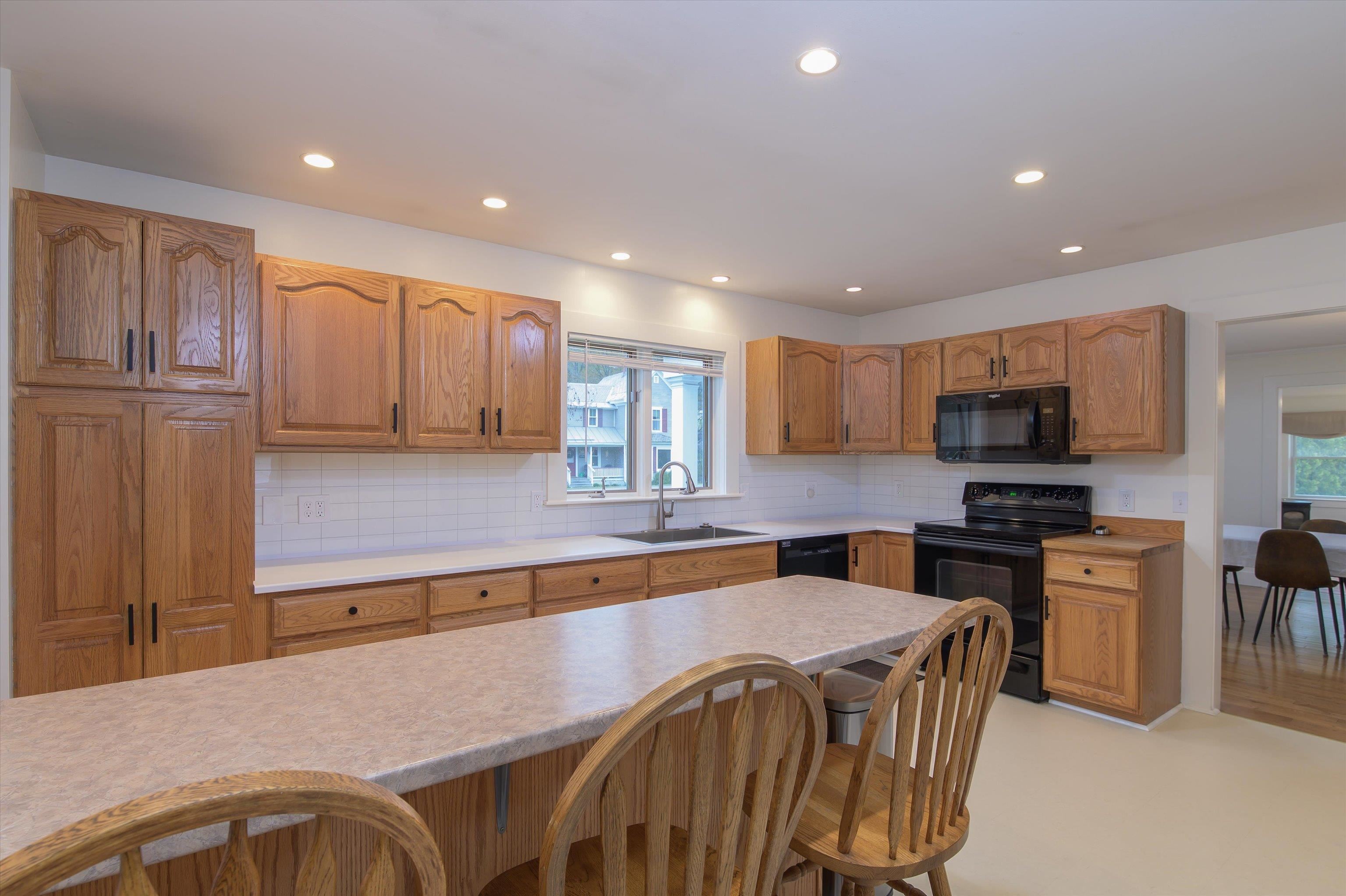 64 Maple Street Property Photo 9