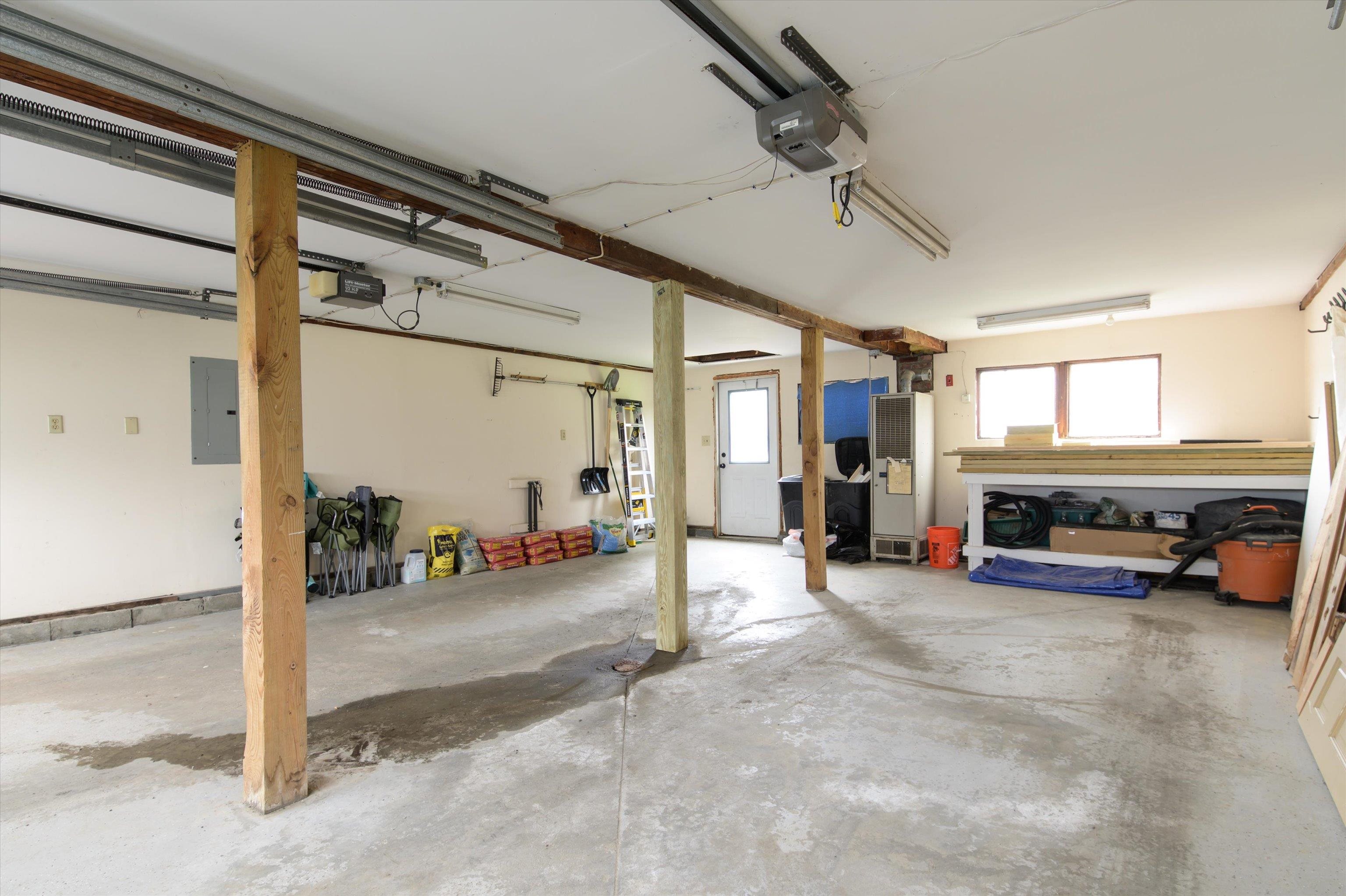 64 Maple Street Property Photo 40