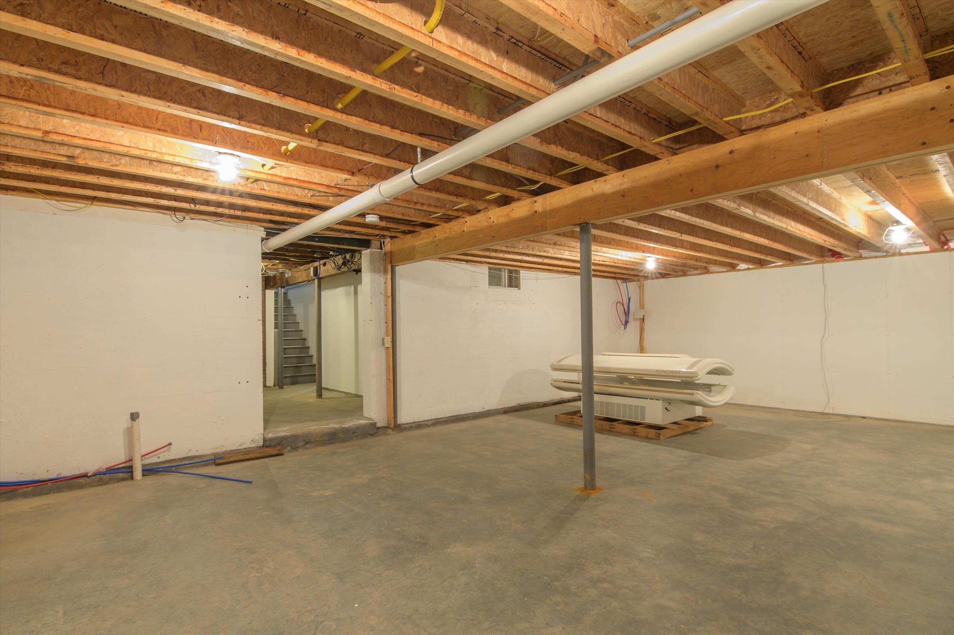 64 Maple Street Property Photo 47