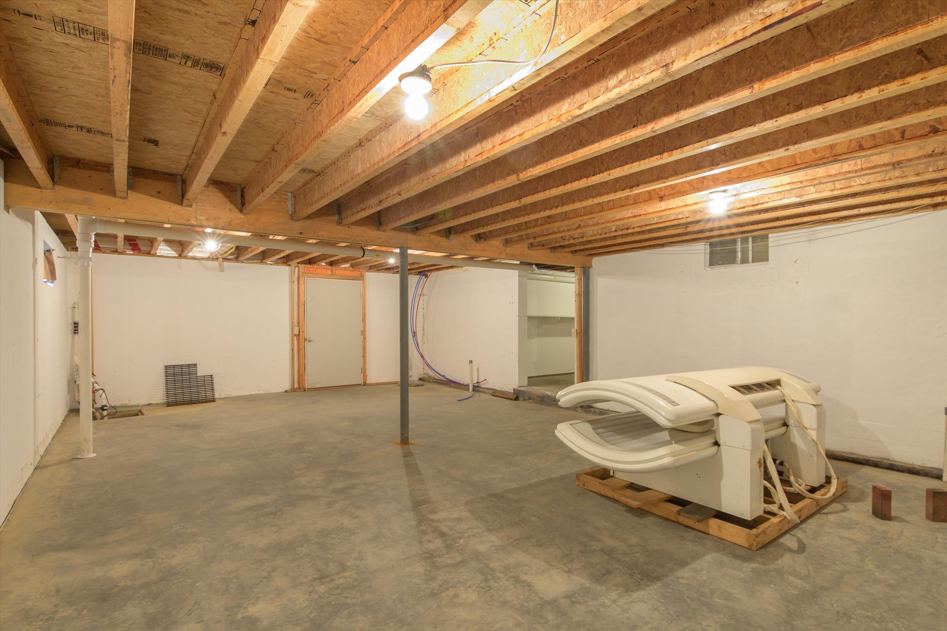 64 Maple Street Property Photo 48