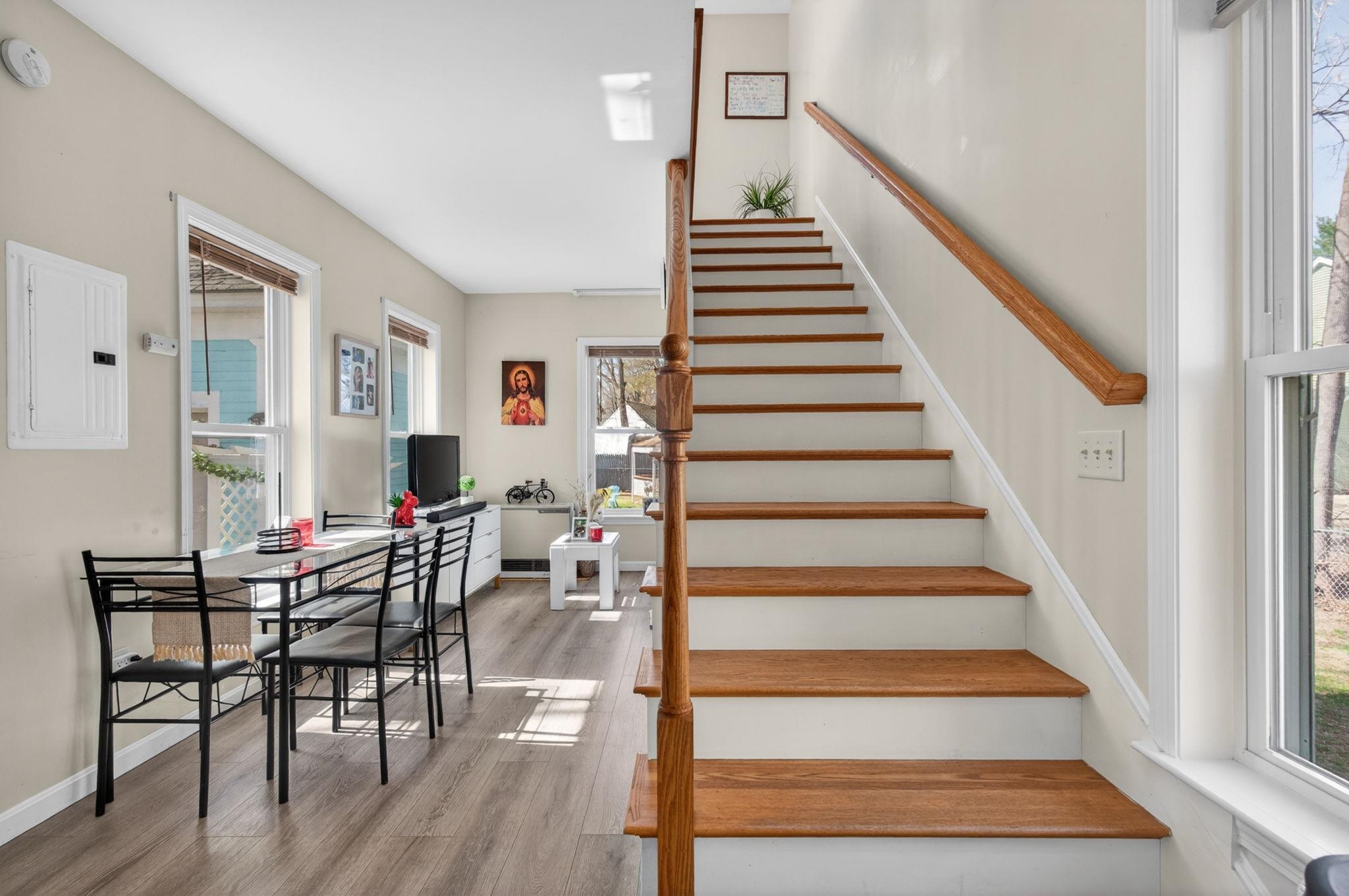 17 Academy Street Property Photo 29