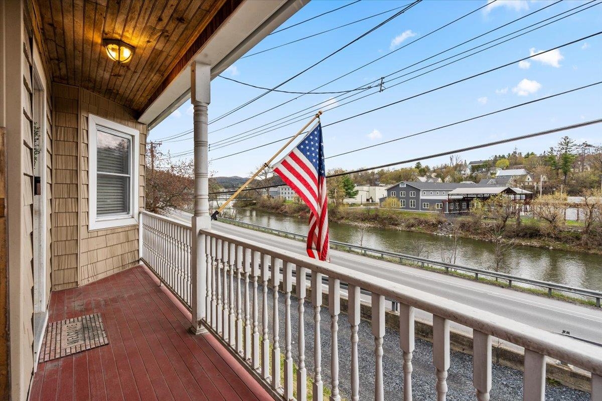 15 River Street Property Photo 10