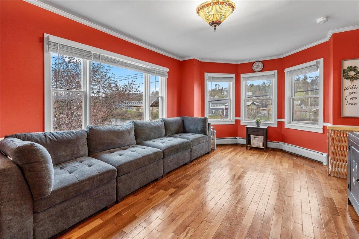 15 River Street Property Photo 17
