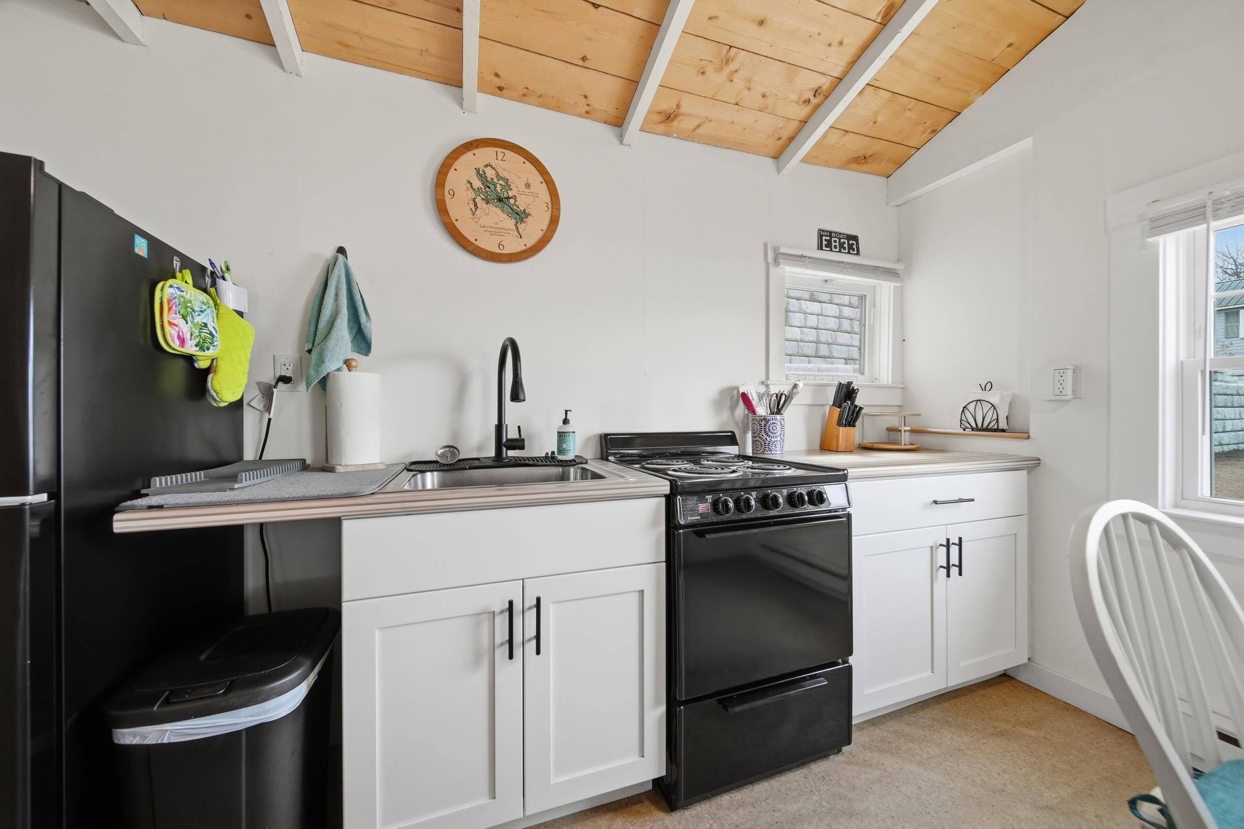 1144 Weirs Boulevard Property Photo 8