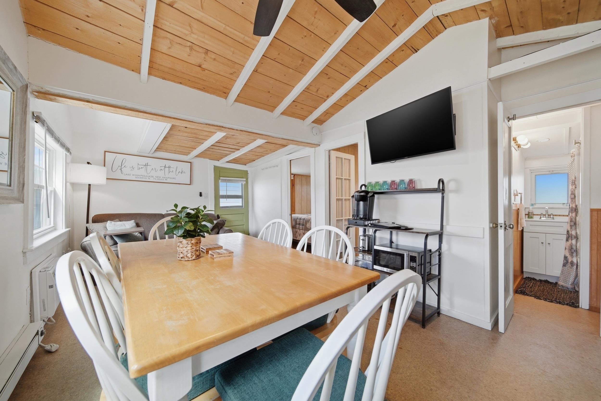 1144 Weirs Boulevard Property Photo 10