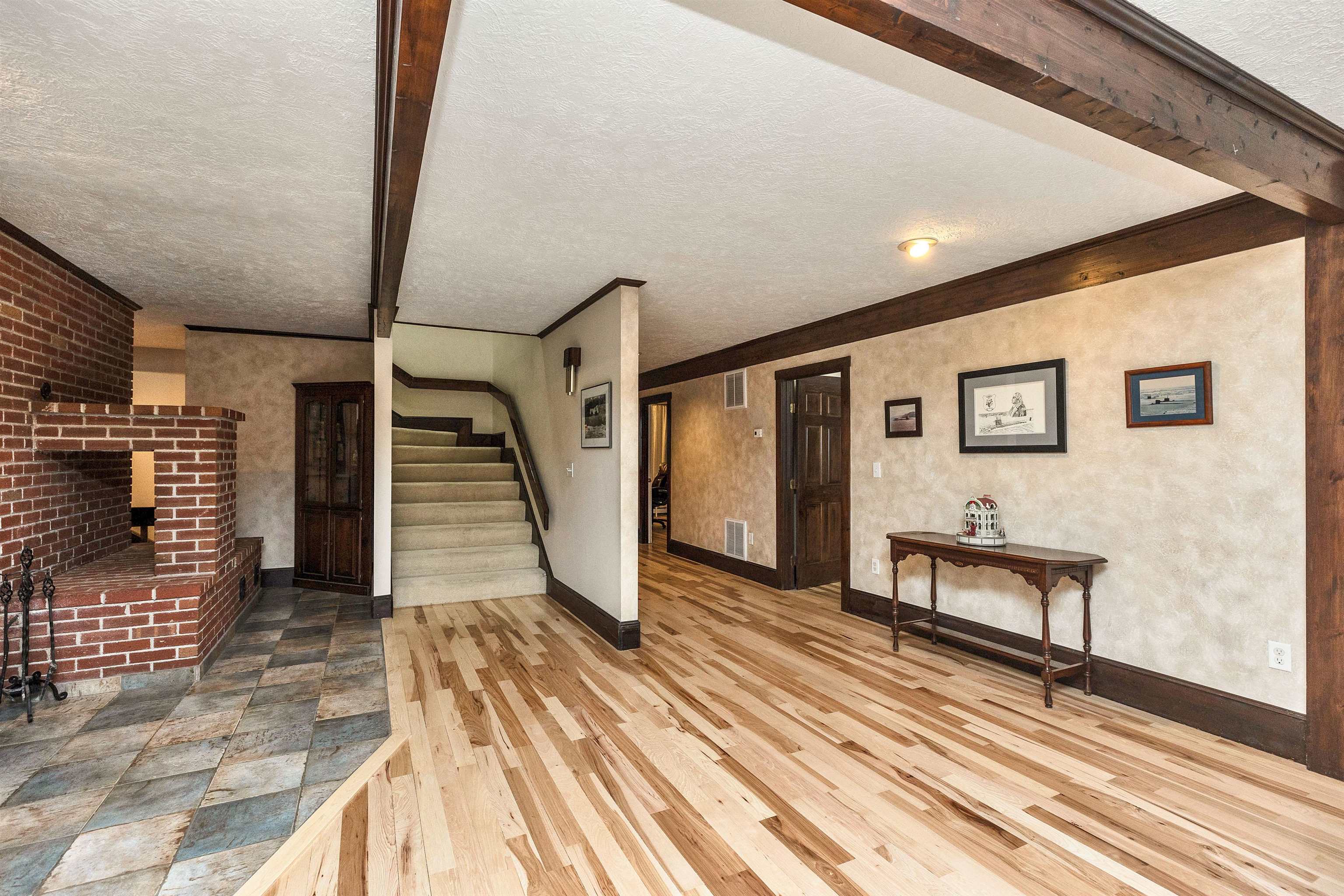107 Fresh Pond Lane Property Photo 8