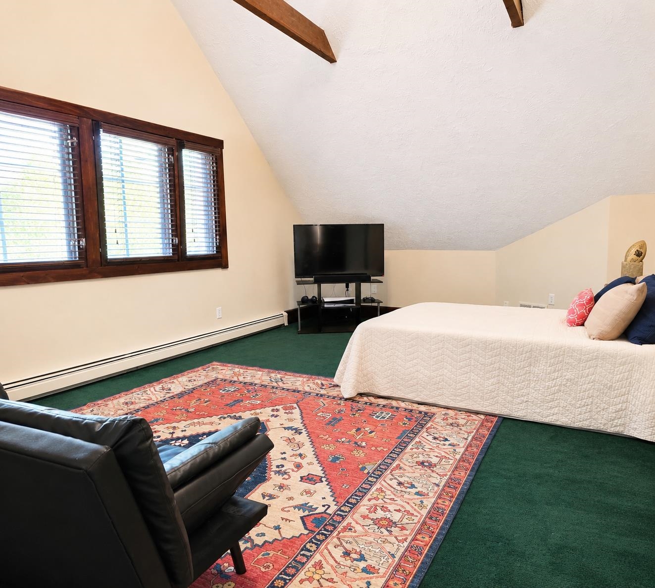 107 Fresh Pond Lane Property Photo 33
