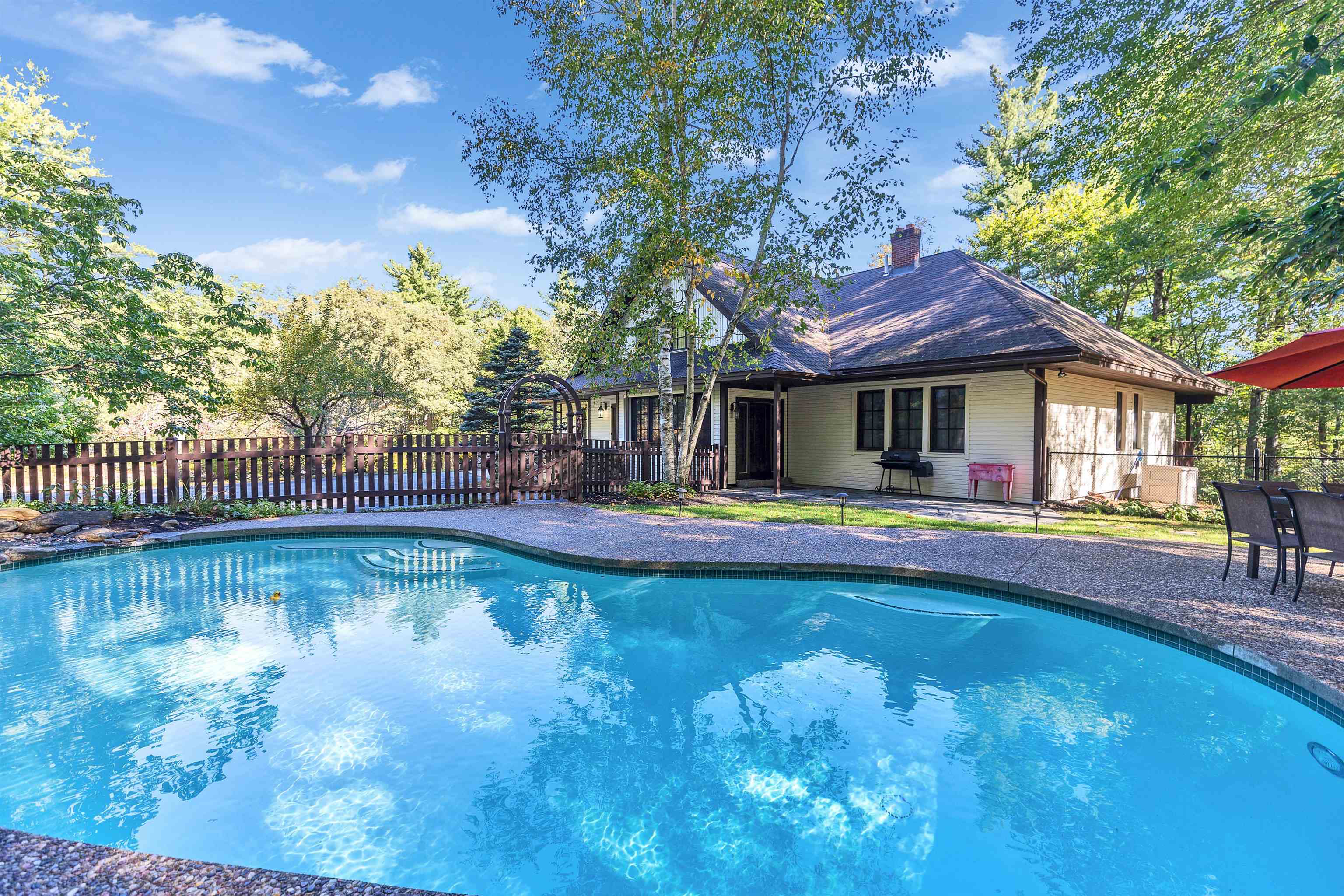 107 Fresh Pond Lane Property Photo 49