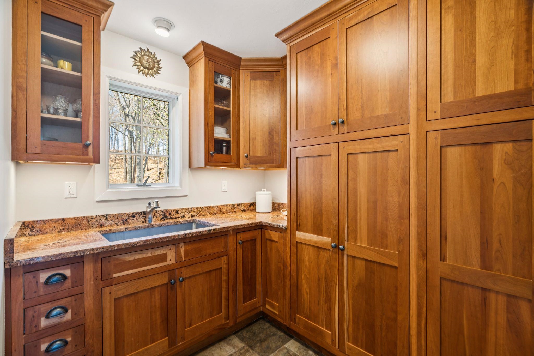 114 Oak Ridge Way Property Photo 10