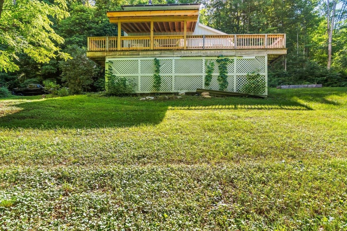 509 Thompson Pond Road Property Photo 5