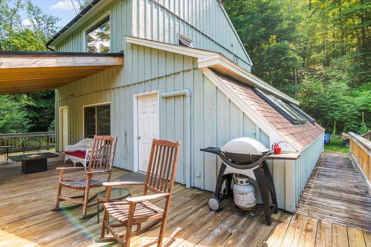 509 Thompson Pond Road Property Photo 30