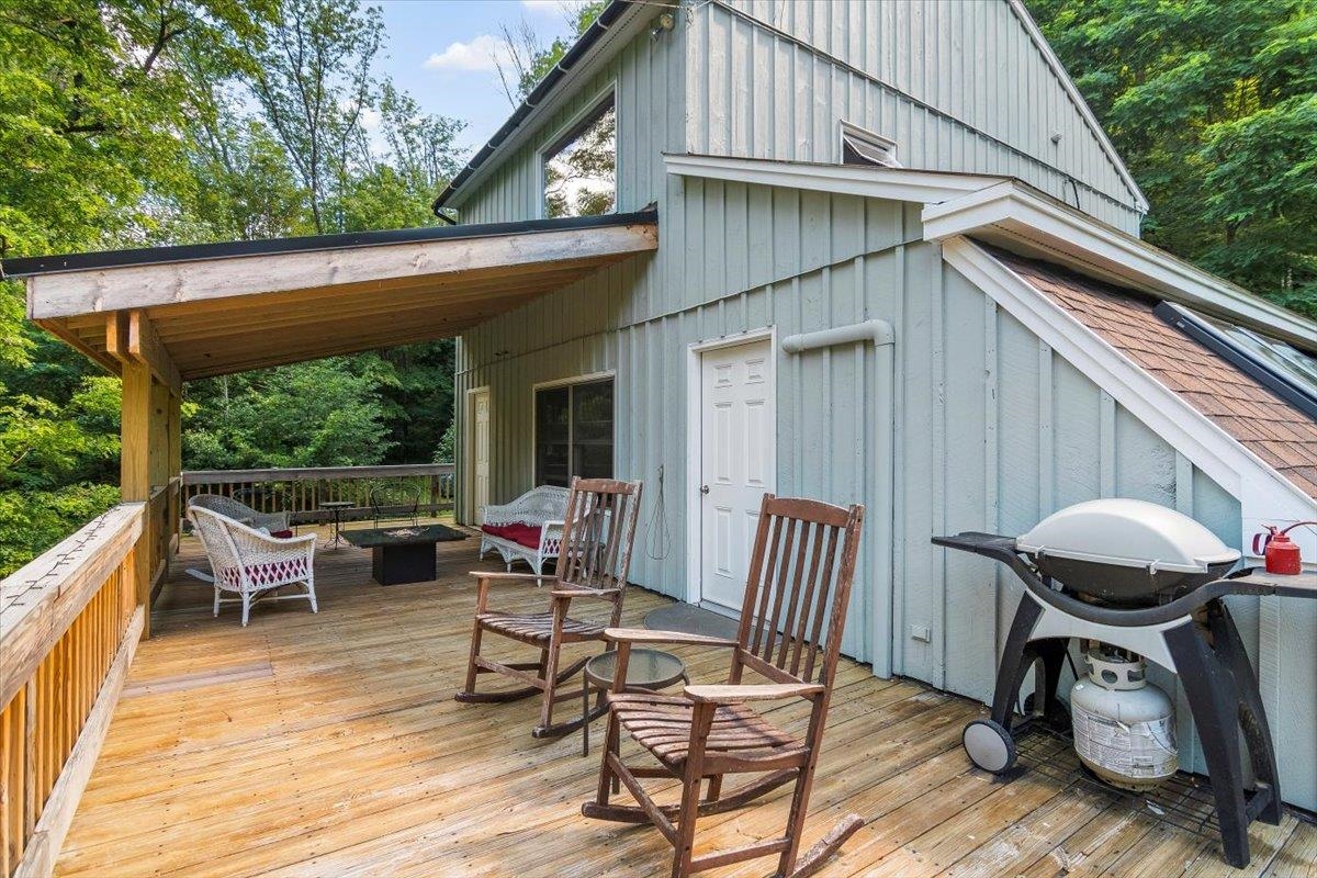 509 Thompson Pond Road Property Photo 31