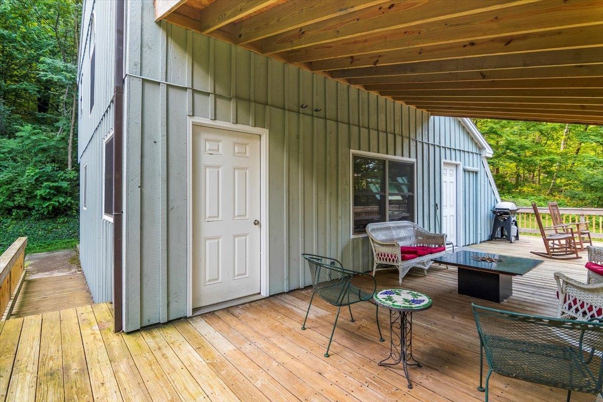 509 Thompson Pond Road Property Photo 33