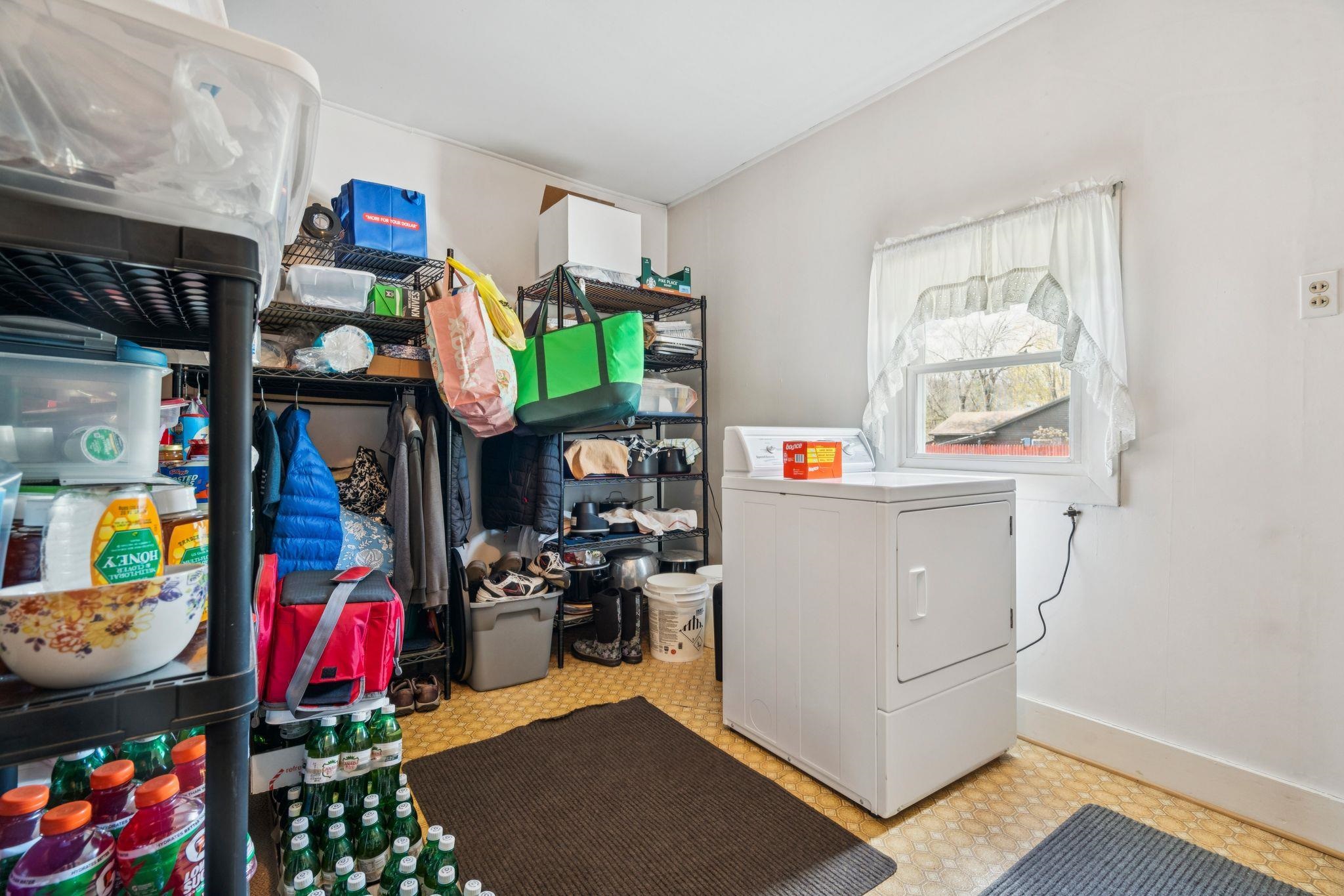 52 Dell Street Property Photo 21