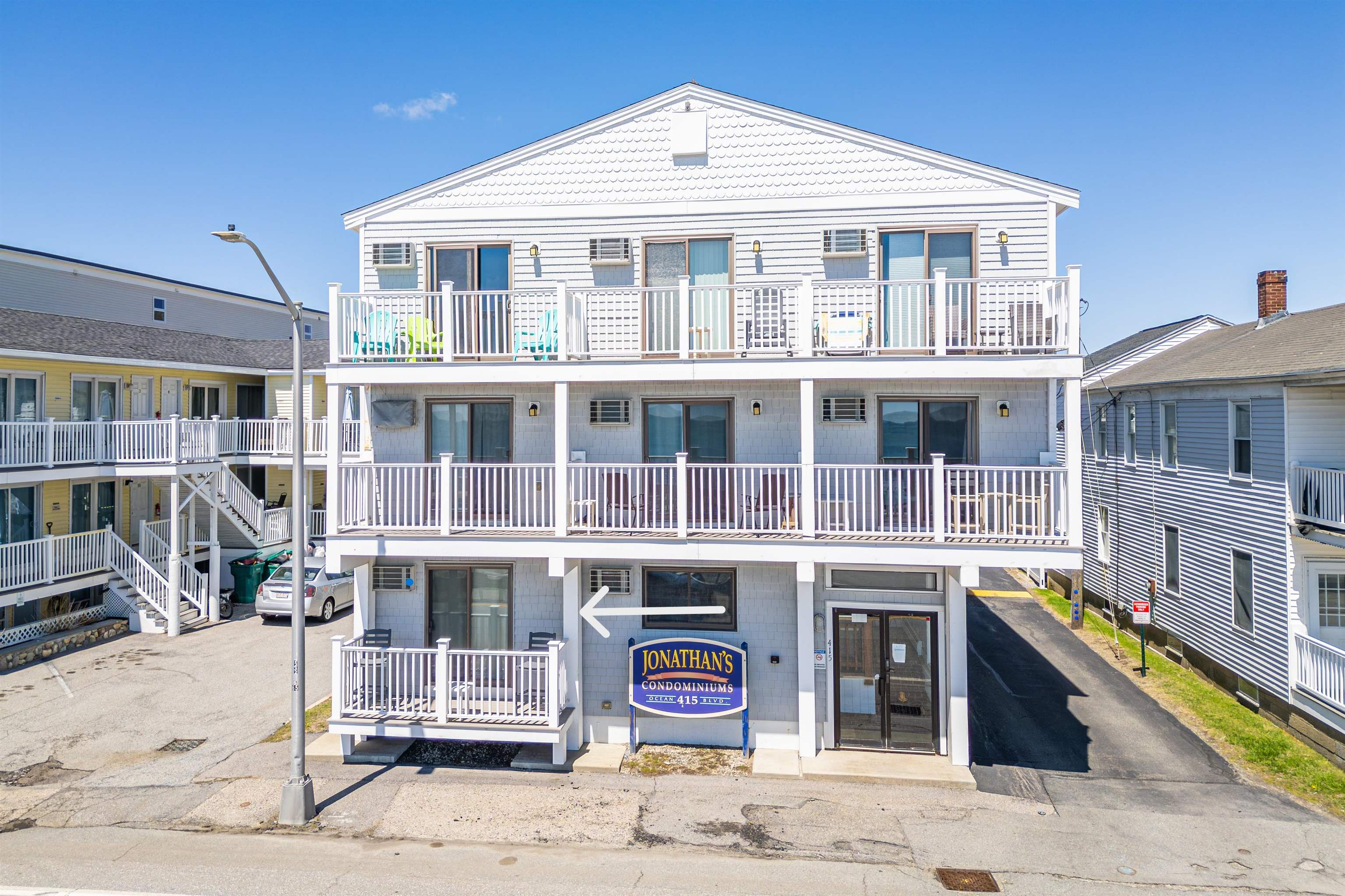 415 Ocean Boulevard