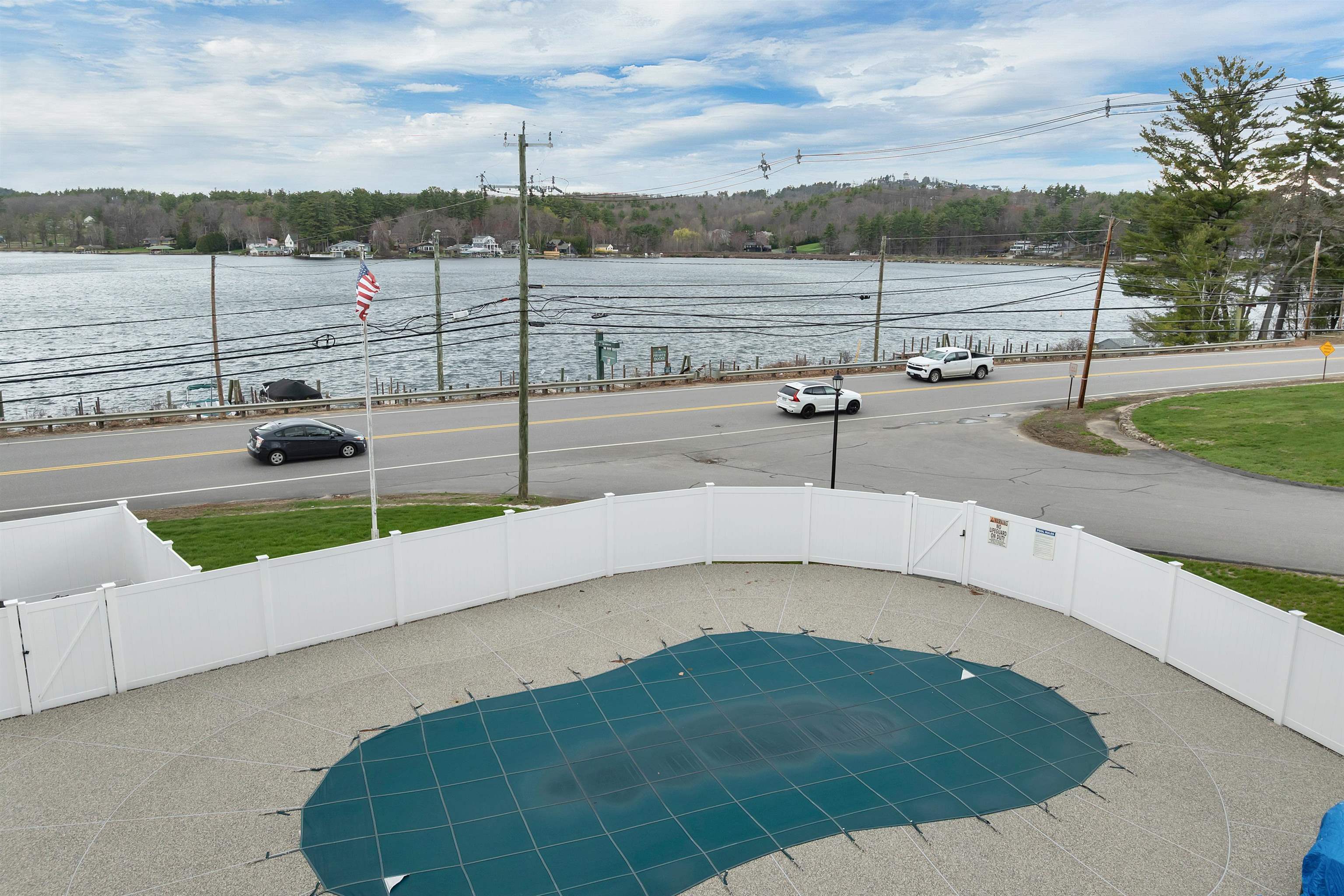 883 Weirs Boulevard Property Photo 12