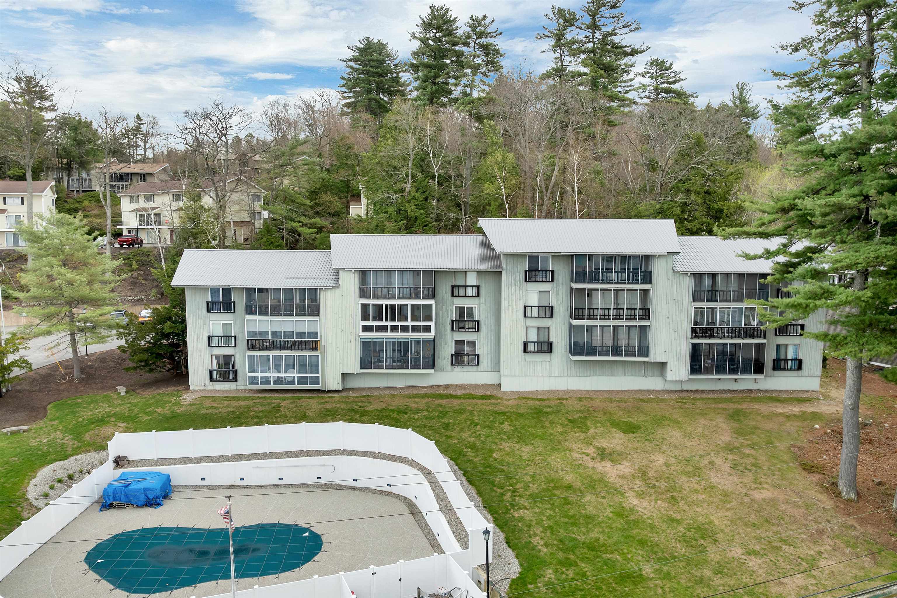 883 Weirs Boulevard Property Photo 16