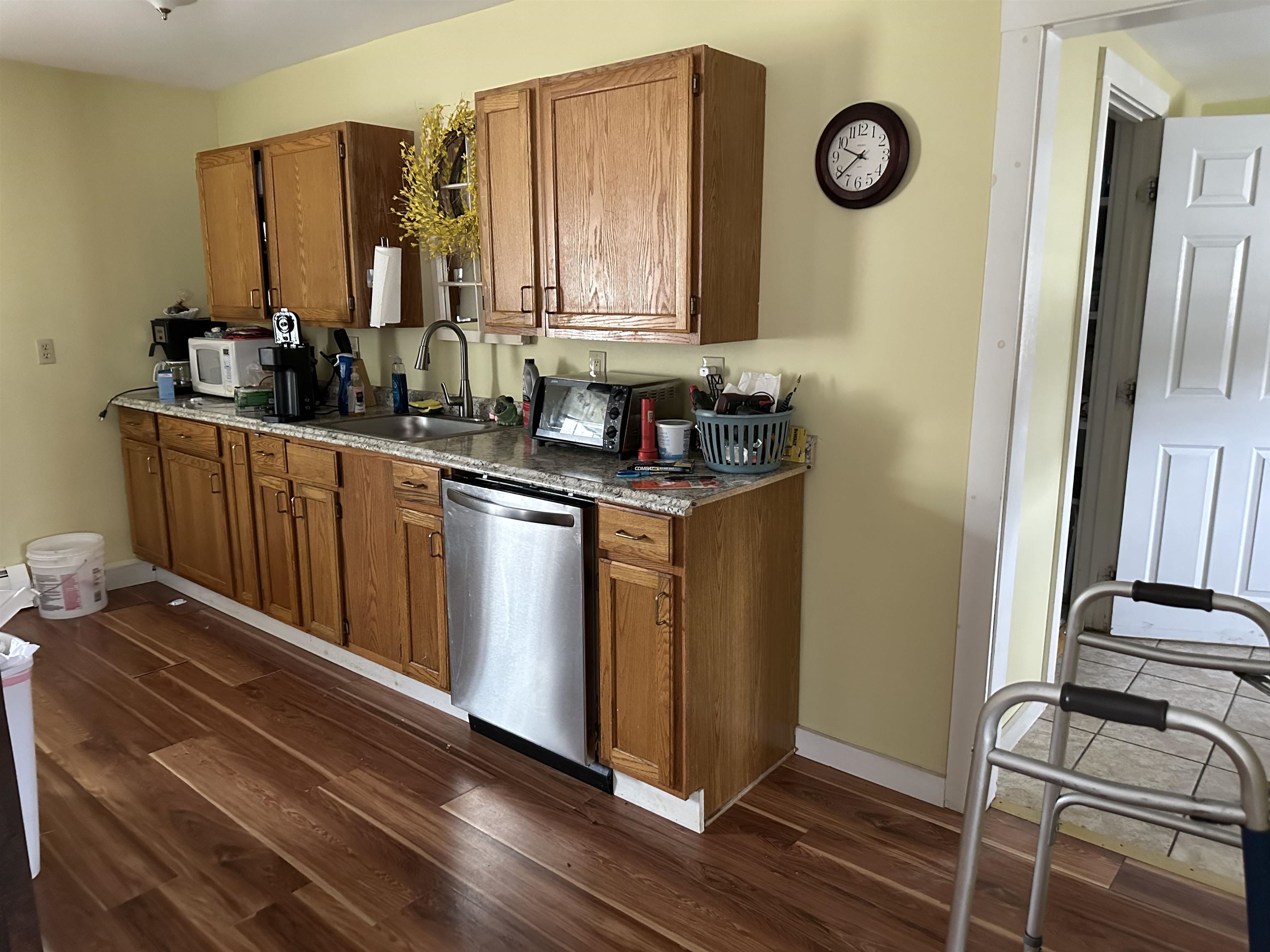 855 North Street Property Photo 4