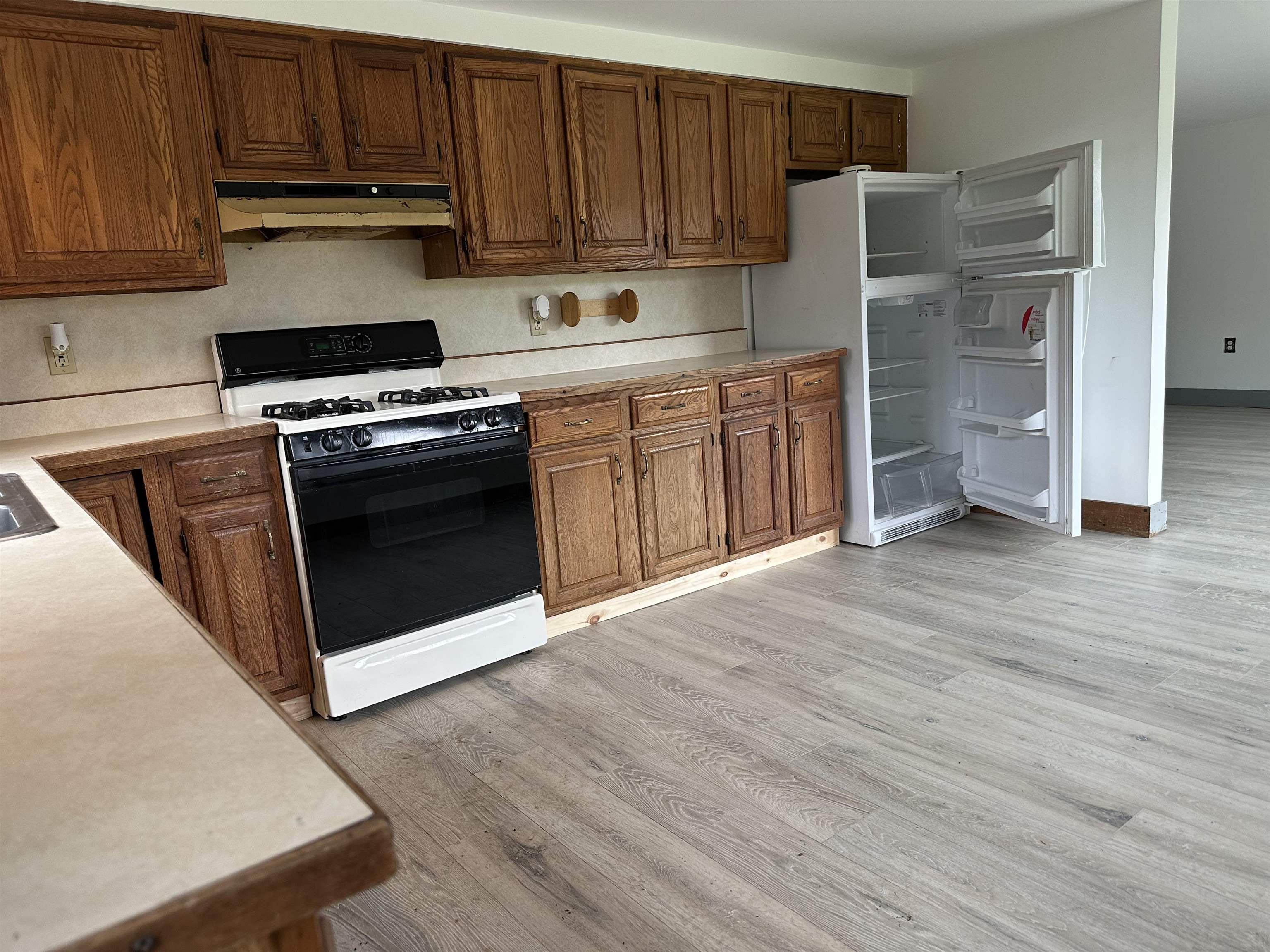 855 North Street Property Photo 18