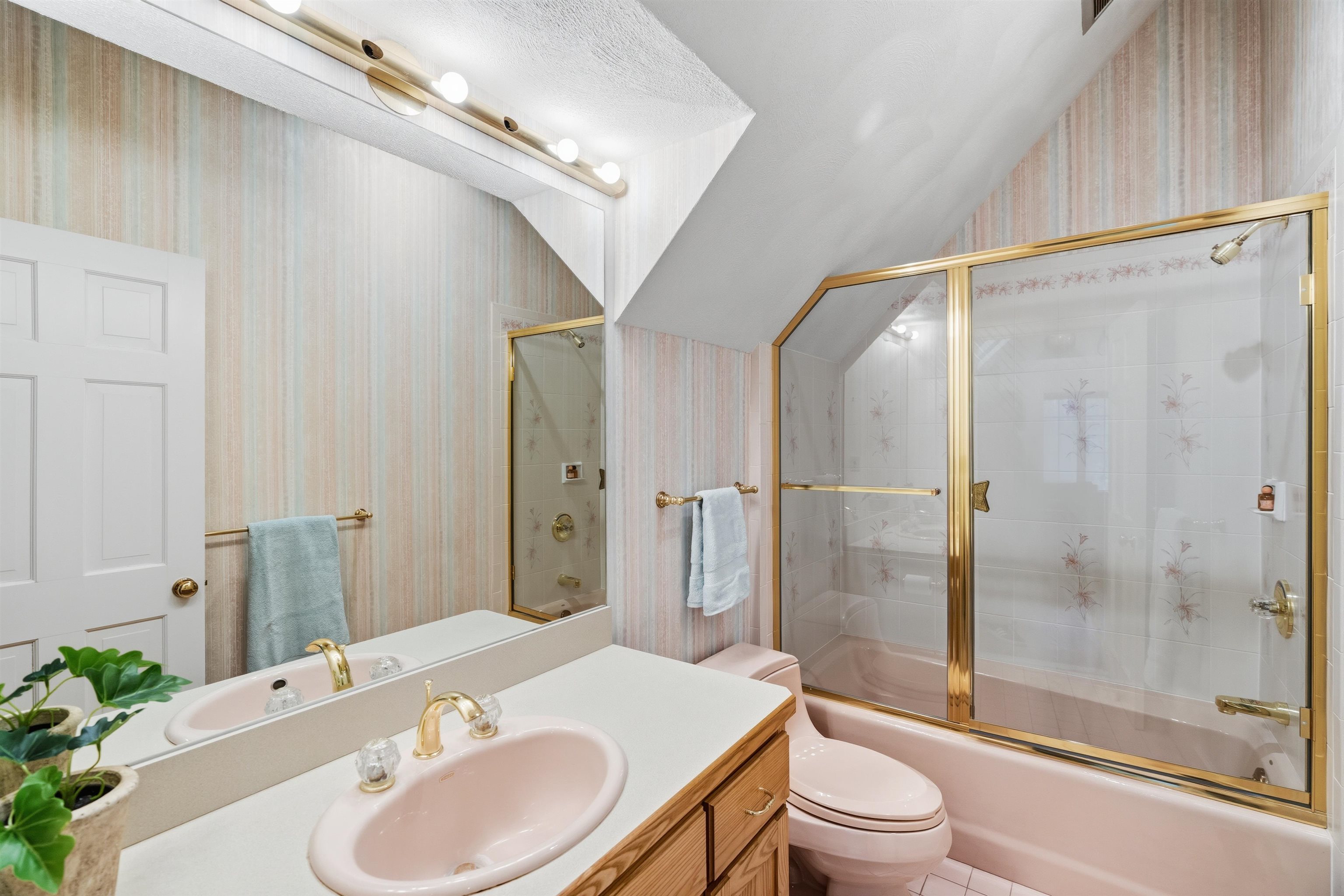 117 Castle Hill Road Property Photo 46