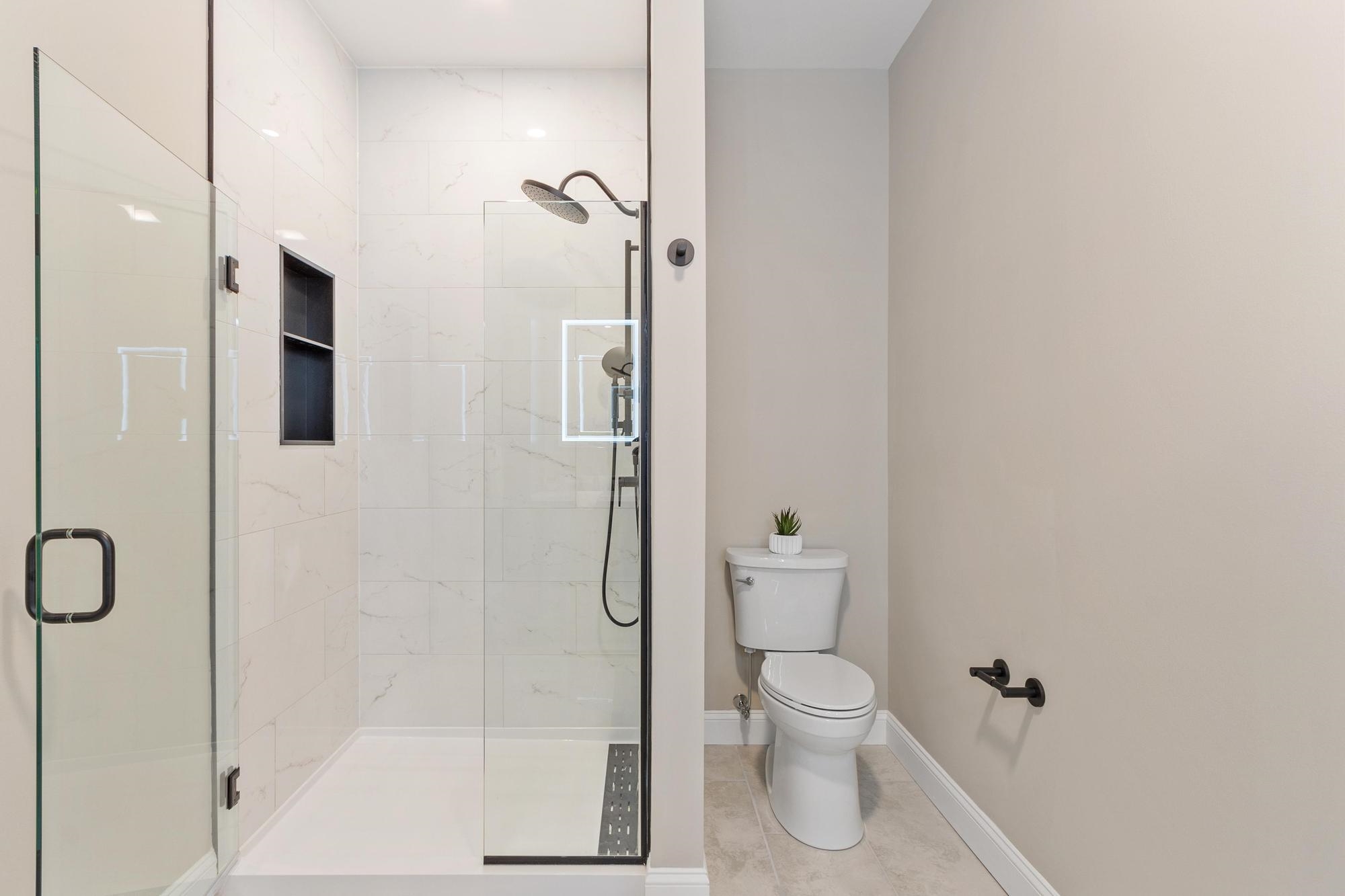 10100 S Willow Street Property Photo 16