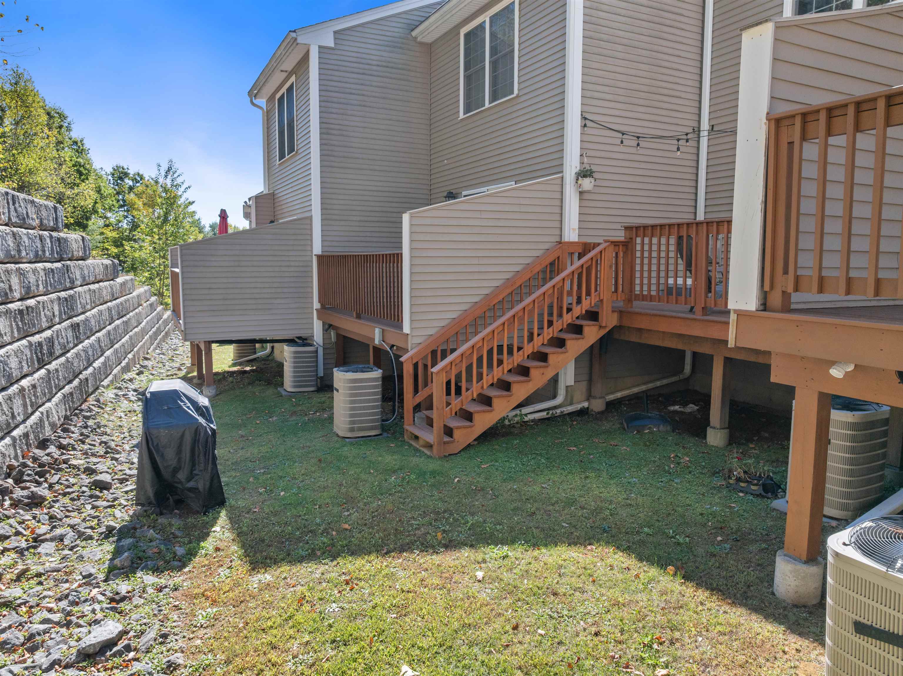 19 Dillon Way Property Photo 27