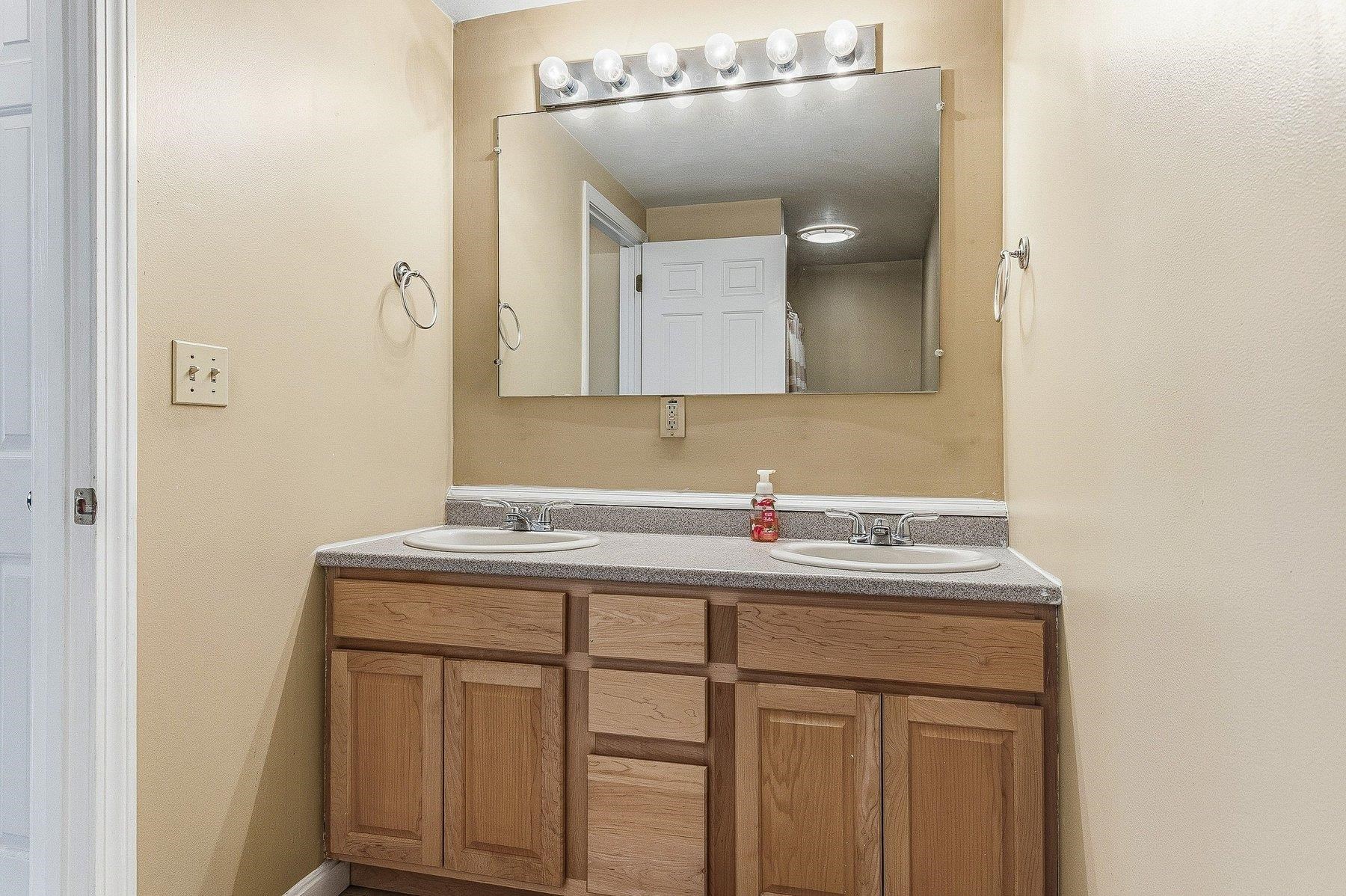 34 Village Corner Road Property Photo 26