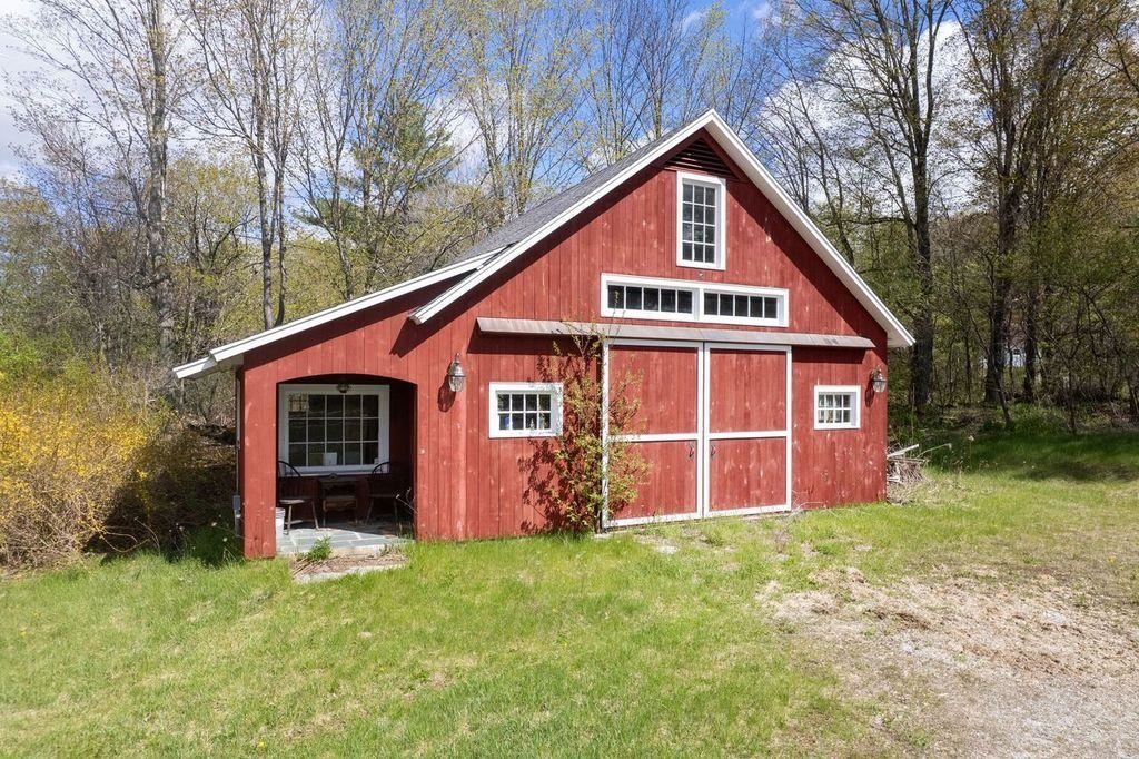 23 Stonewall Lane Property Photo 9