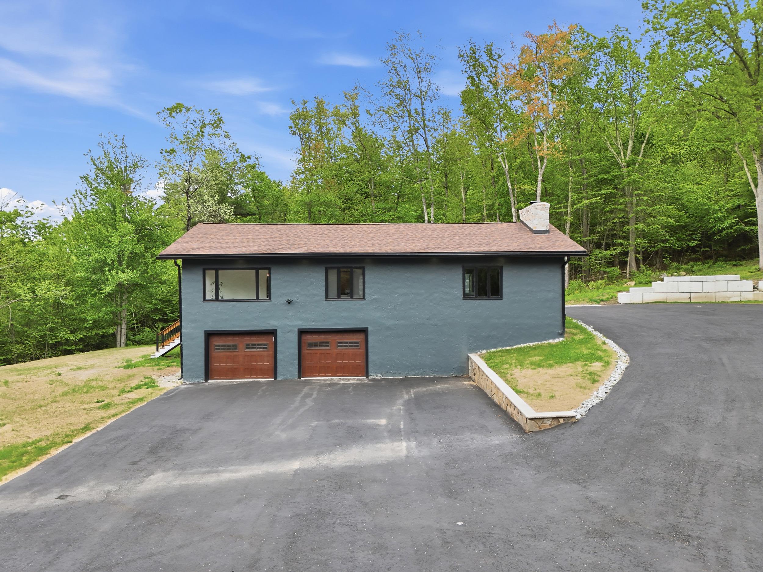4 Washington Drive Property Photo 5
