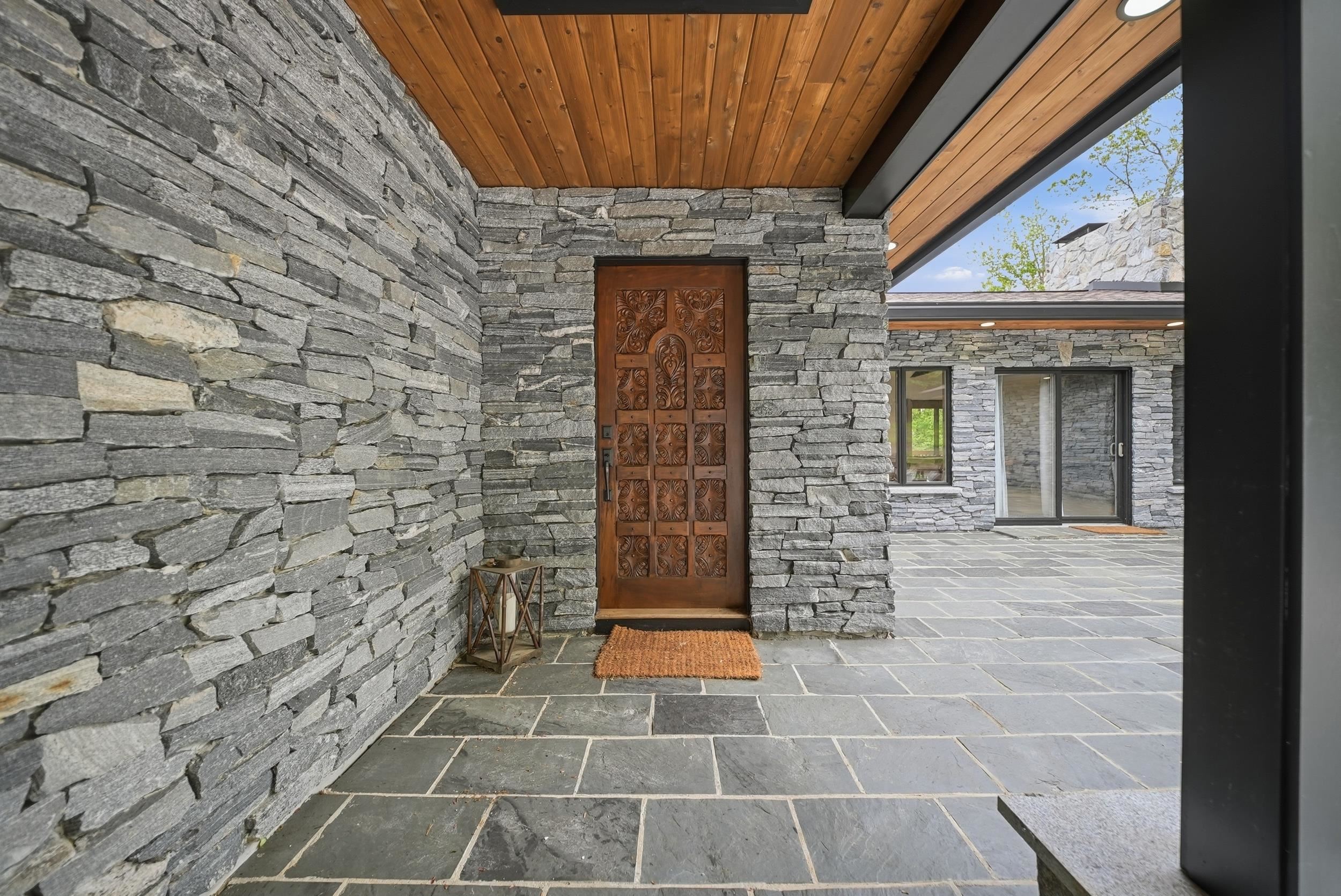 4 Washington Drive Property Photo 11