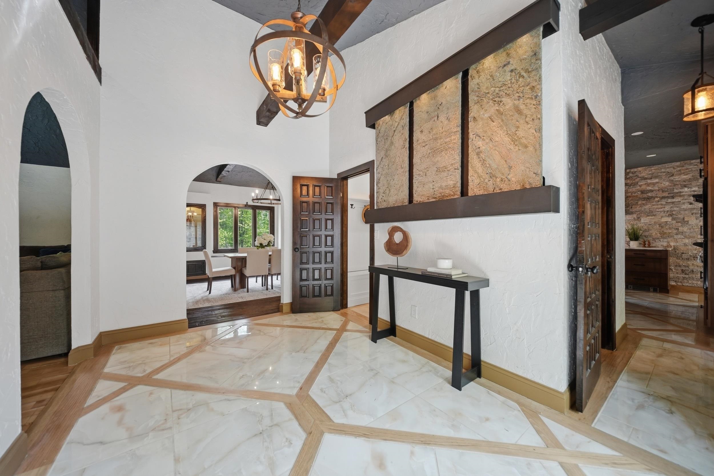 4 Washington Drive Property Photo 12