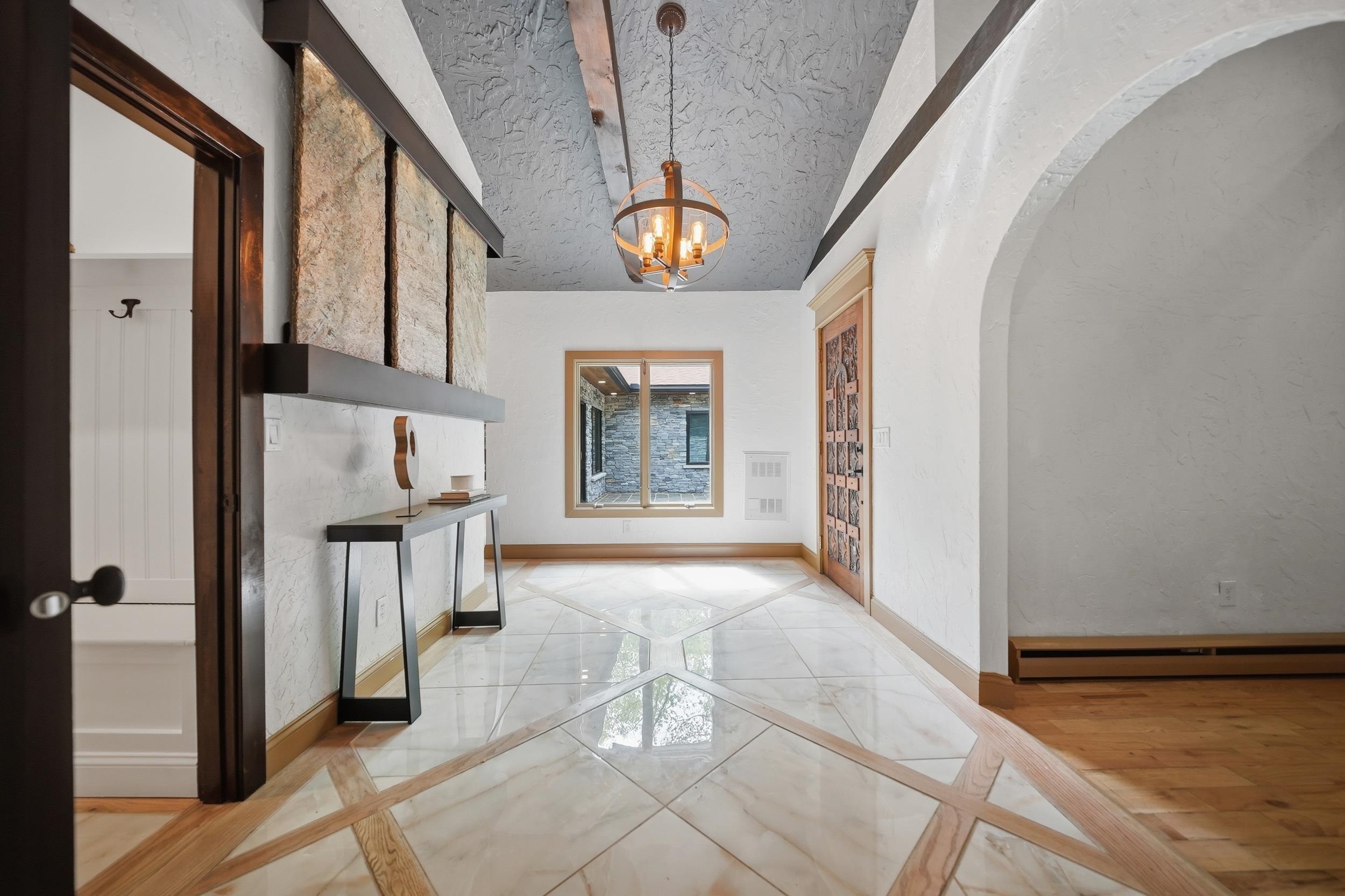 4 Washington Drive Property Photo 14
