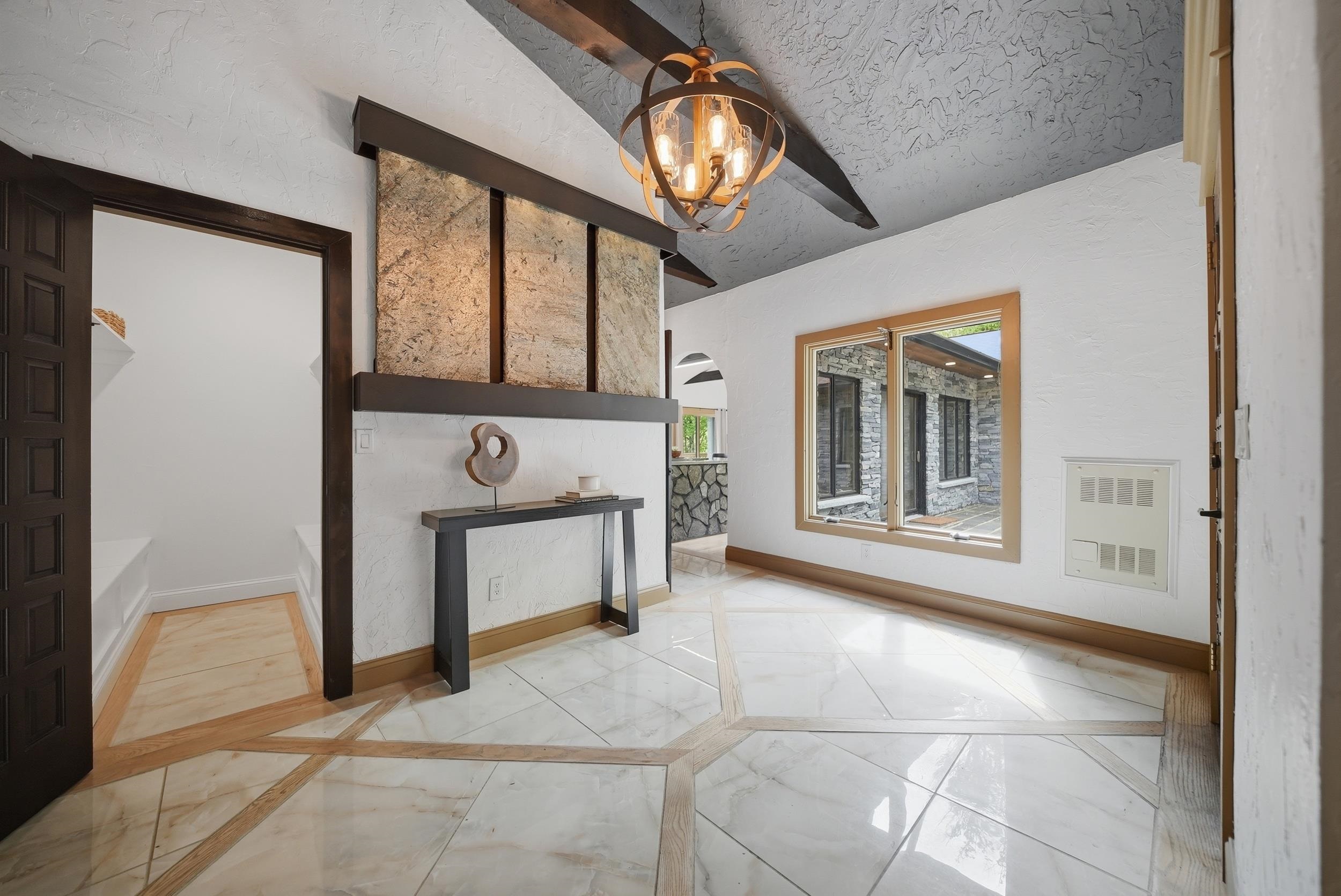 4 Washington Drive Property Photo 15