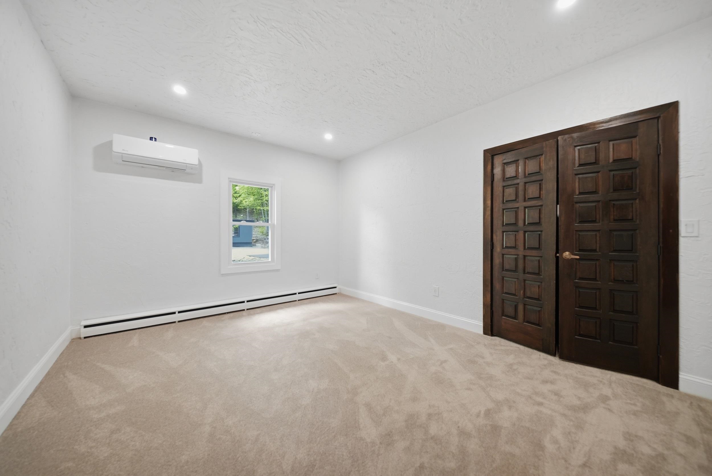 4 Washington Drive Property Photo 39