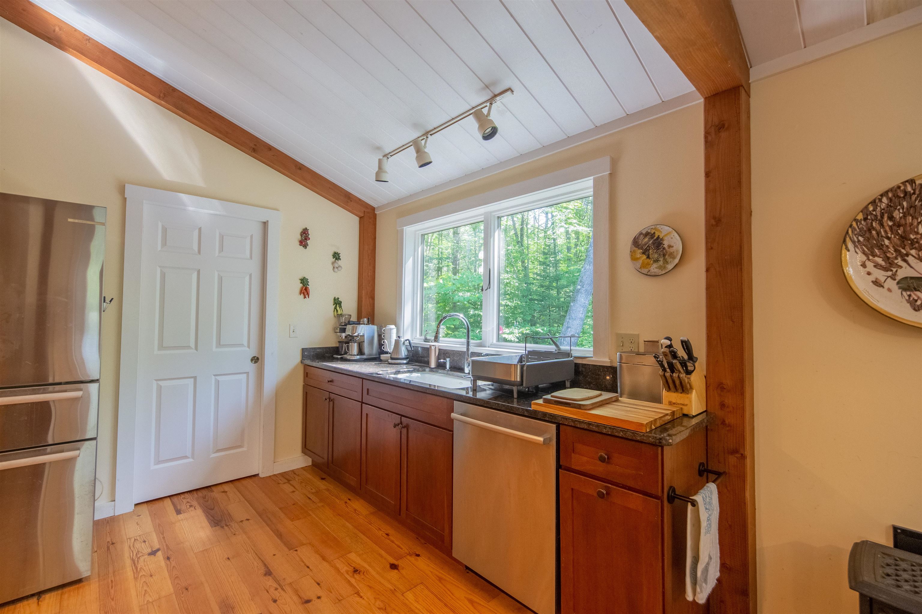 898 Bunker Hill Road Property Photo 22