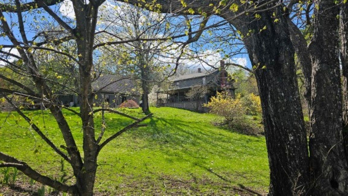 16 Aiken Road Property Photo 14