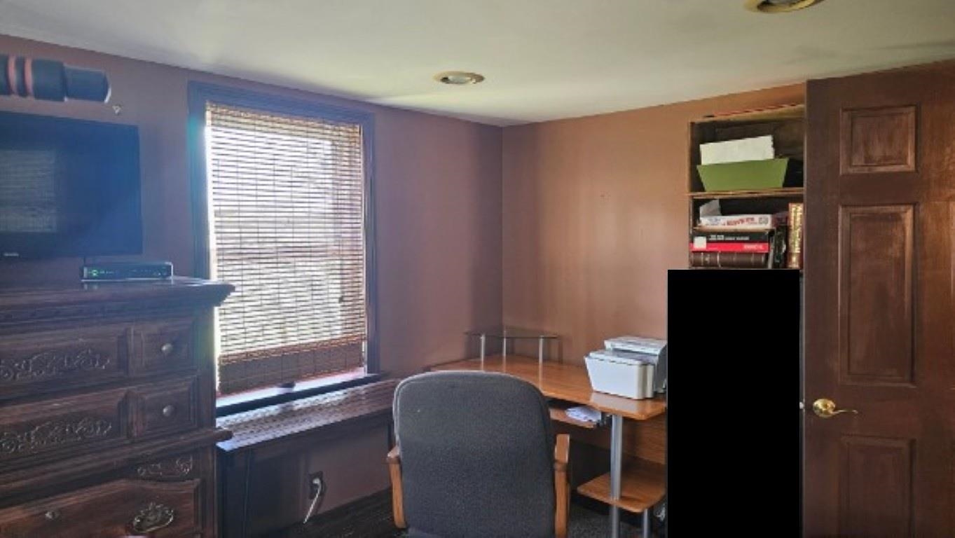16 Aiken Road Property Photo 54