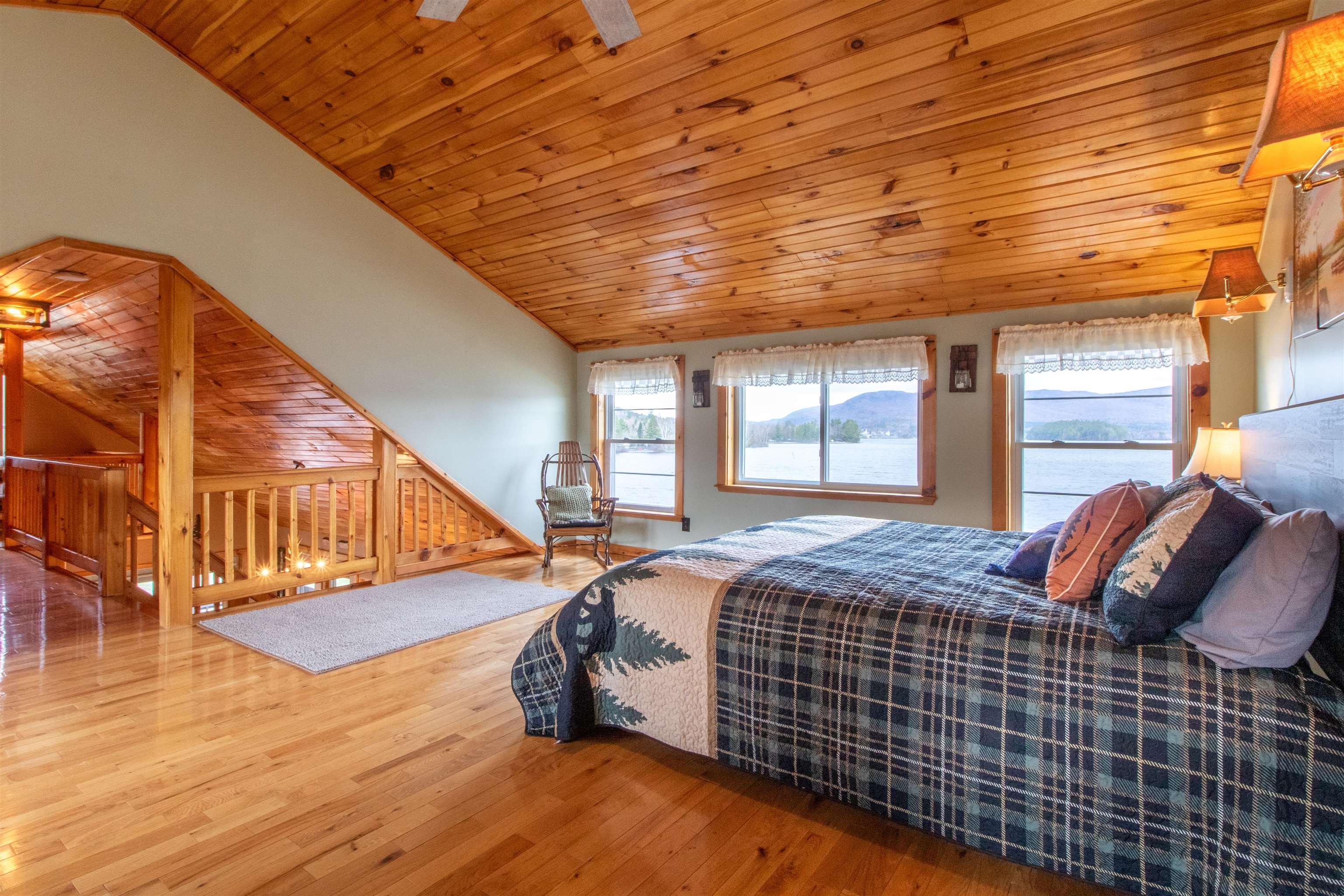 324 Lakeshore Drive Property Photo 23