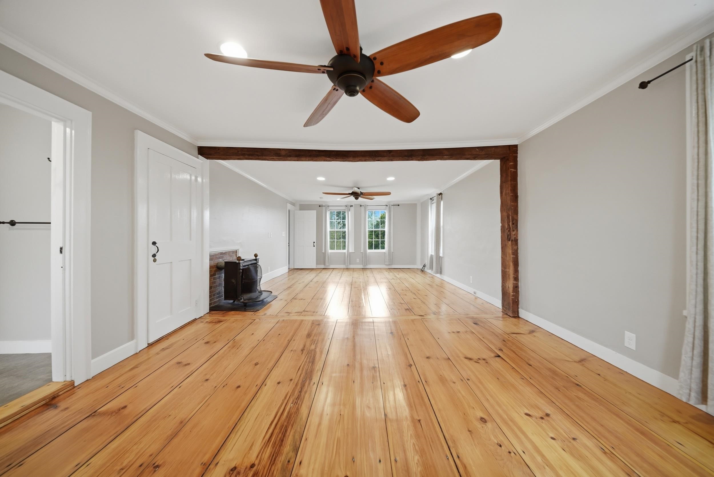 1 Cross Road Property Photo 32