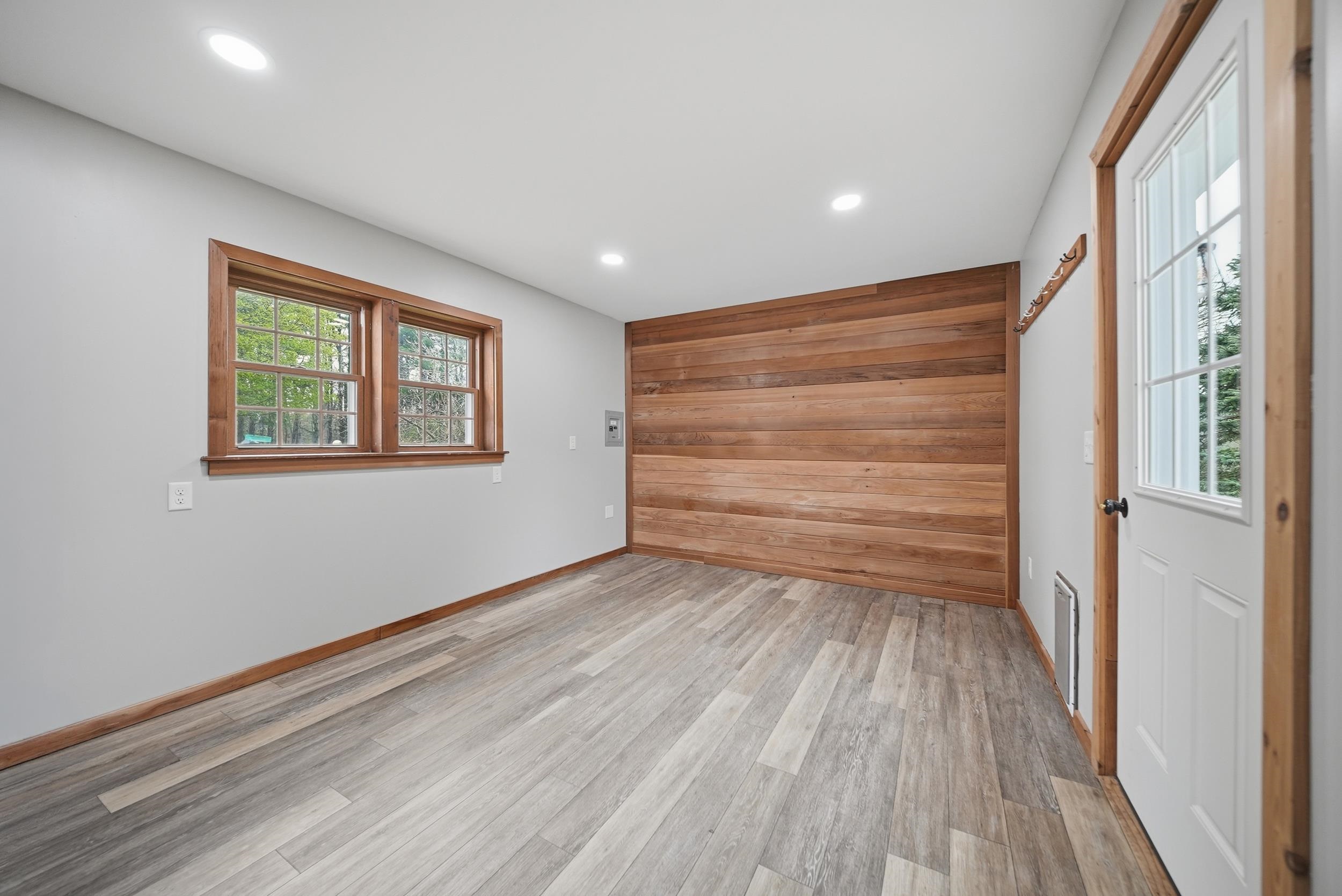 1 Cross Road Property Photo 40