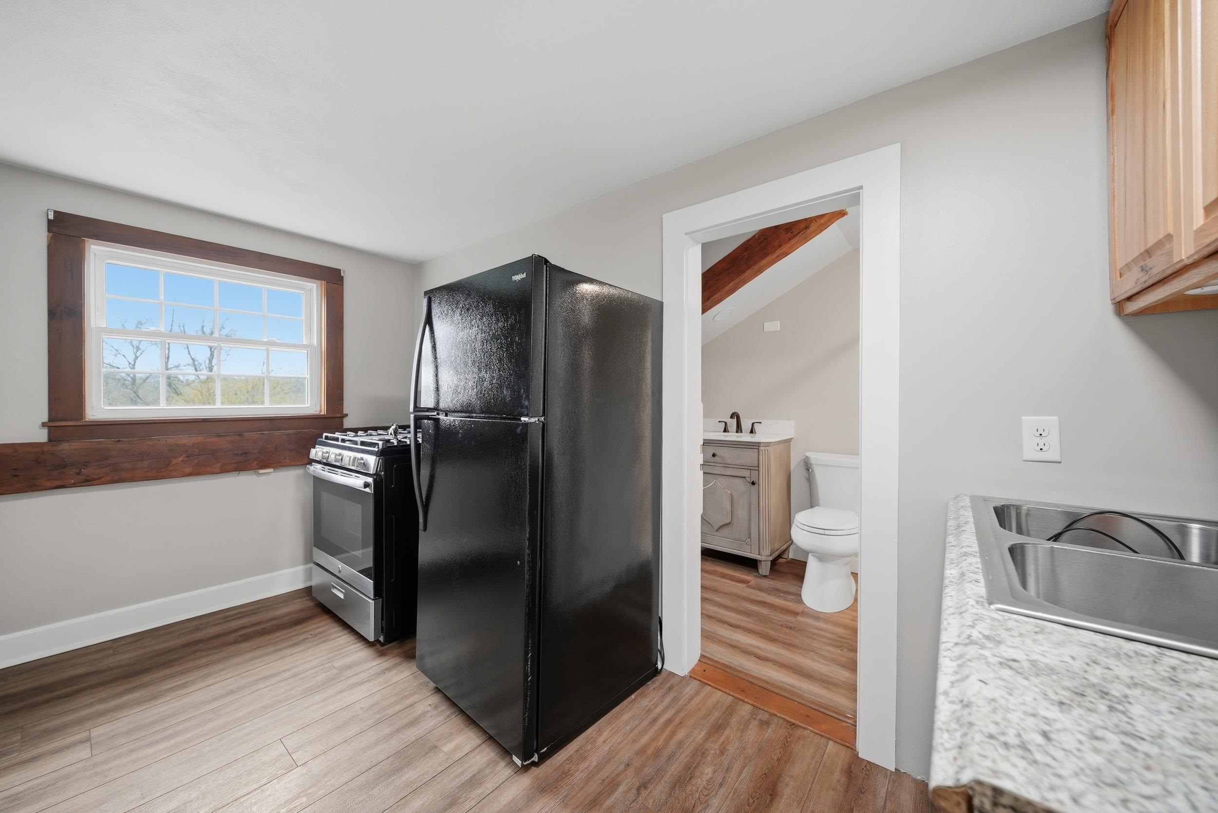 1 Cross Road Property Photo 45