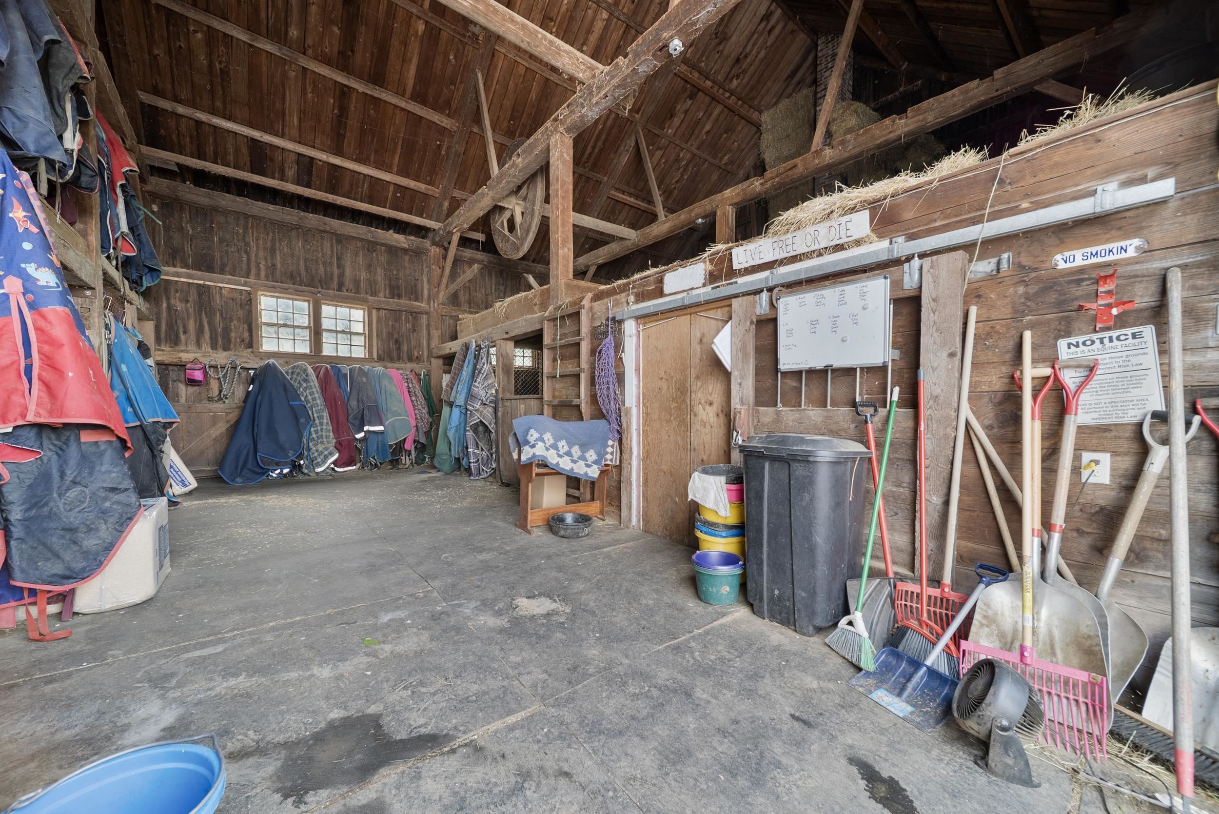 1 Cross Road Property Photo 48