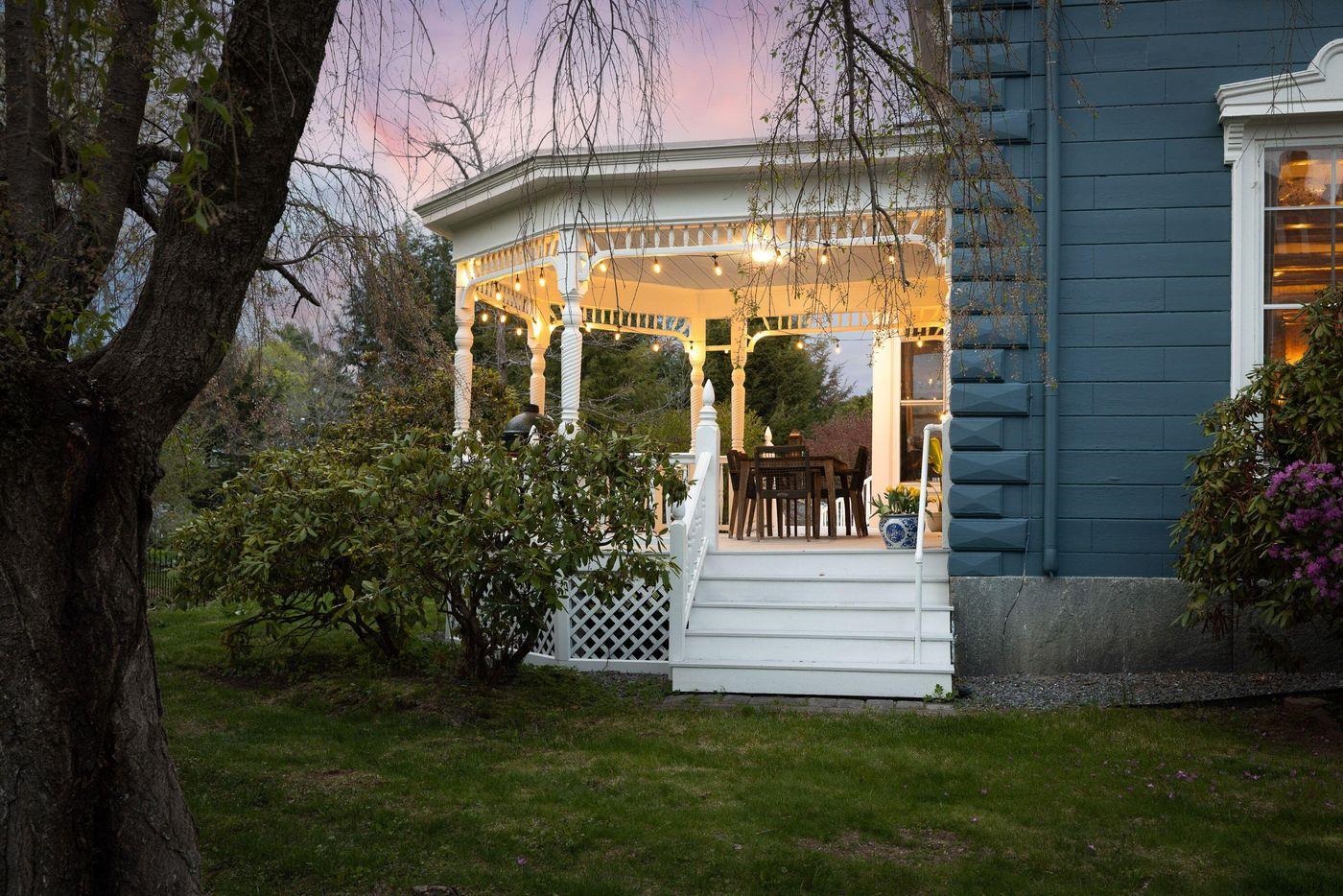 37 Summer Street Property Photo 2
