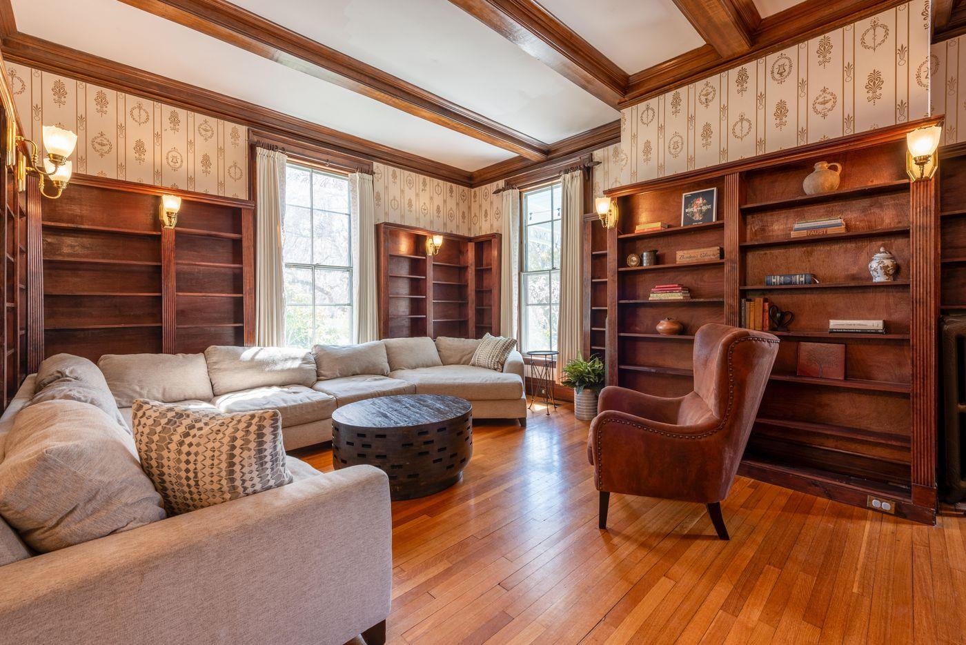 37 Summer Street Property Photo 13