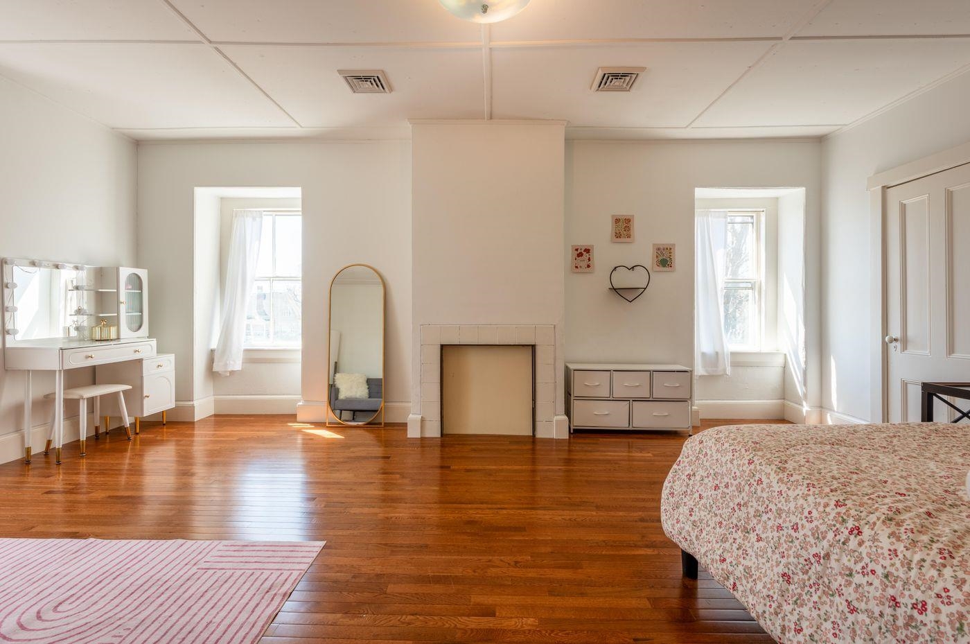 37 Summer Street Property Photo 31