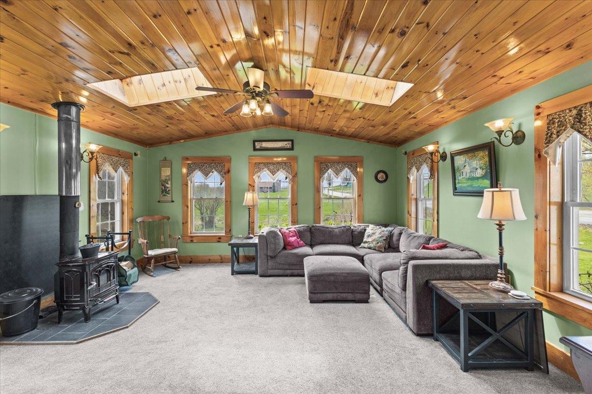 6852 Vt Rte 105 Property Photo 12