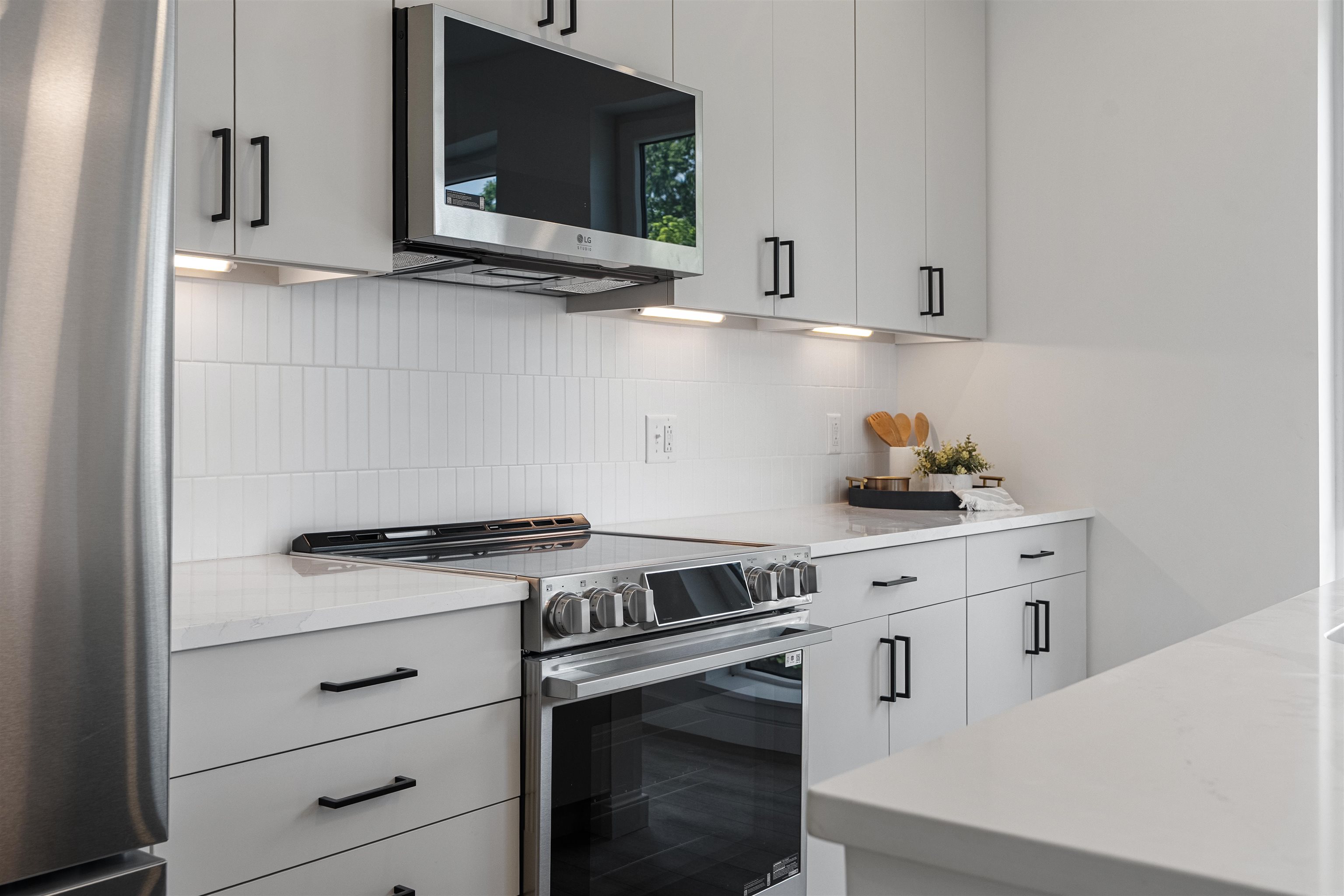 80 Constitution Avenue Property Photo 7